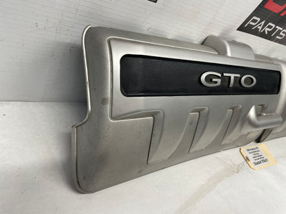 2004 Pontiac GTO RH & LH Engine Motor Intake Manifold Coil Covers Set OEM - Day's Parts Yard