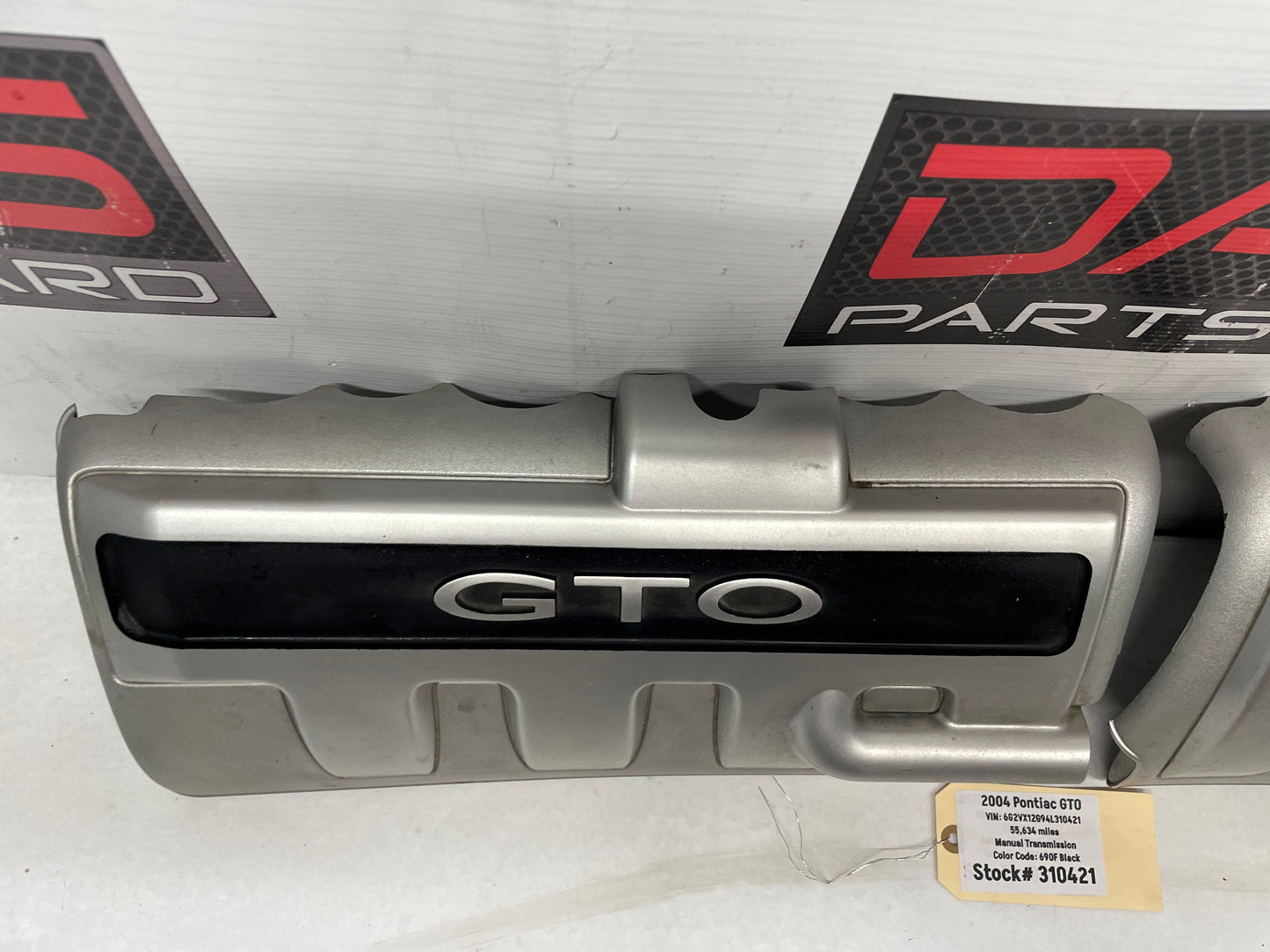 2004 Pontiac GTO RH & LH Engine Motor Intake Manifold Coil Covers Set OEM - Day's Parts Yard