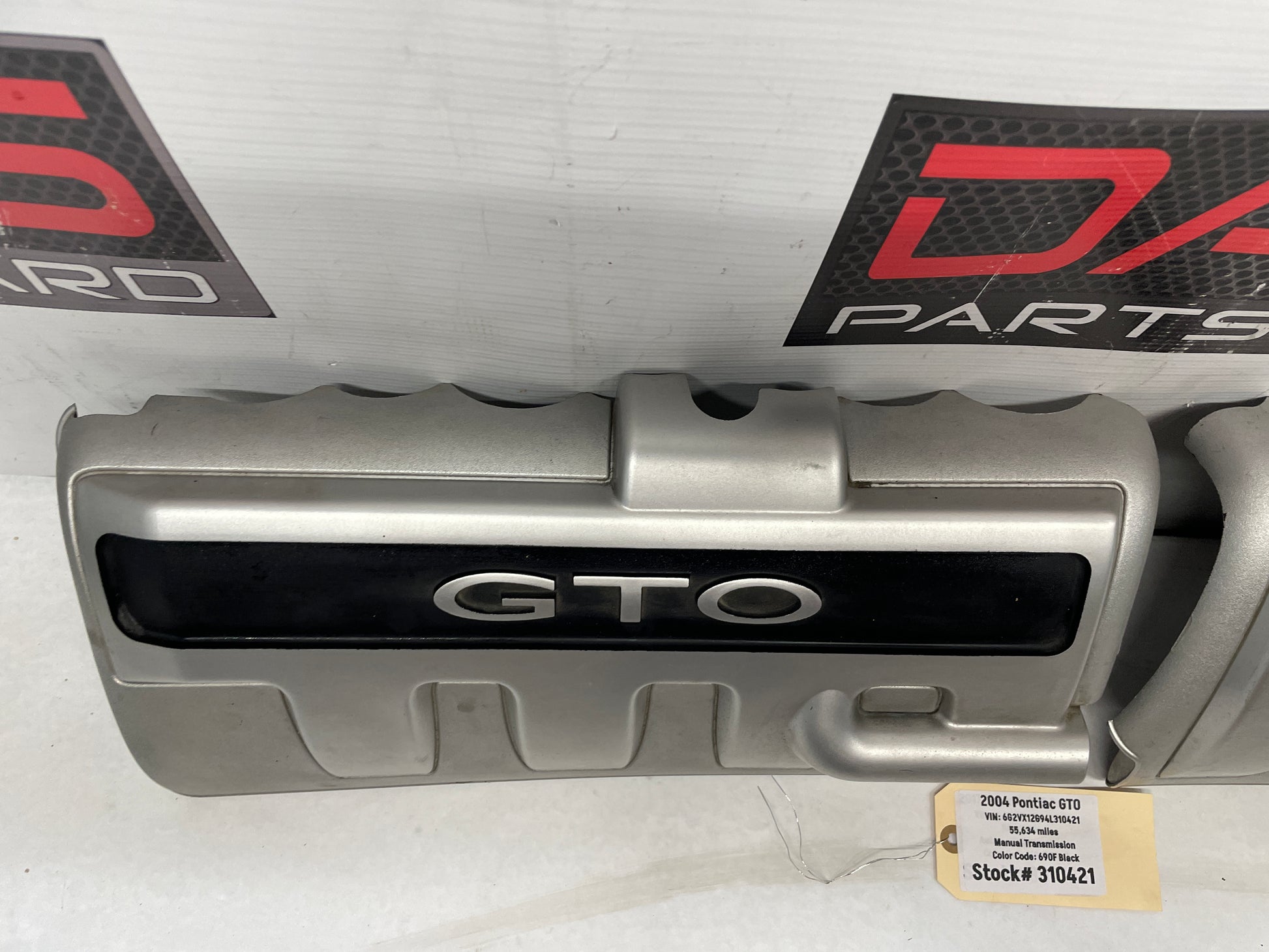 2004 Pontiac GTO RH & LH Engine Motor Intake Manifold Coil Covers Set OEM - Day's Parts Yard