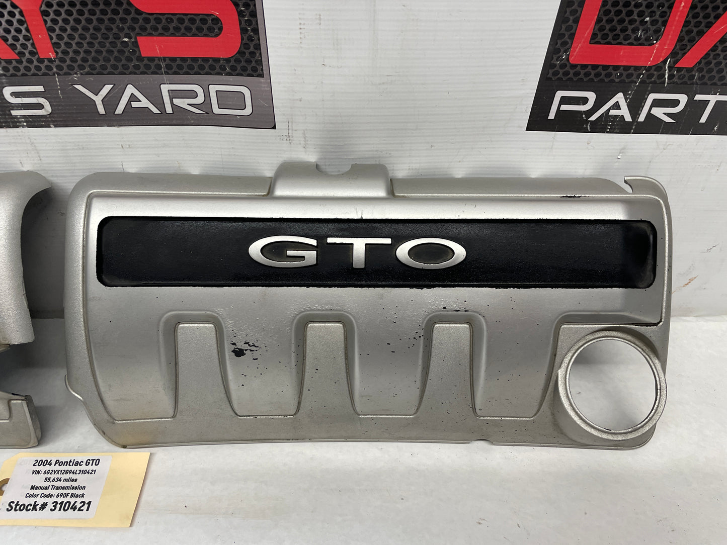 2004 Pontiac GTO RH & LH Engine Motor Intake Manifold Coil Covers Set OEM - Day's Parts Yard