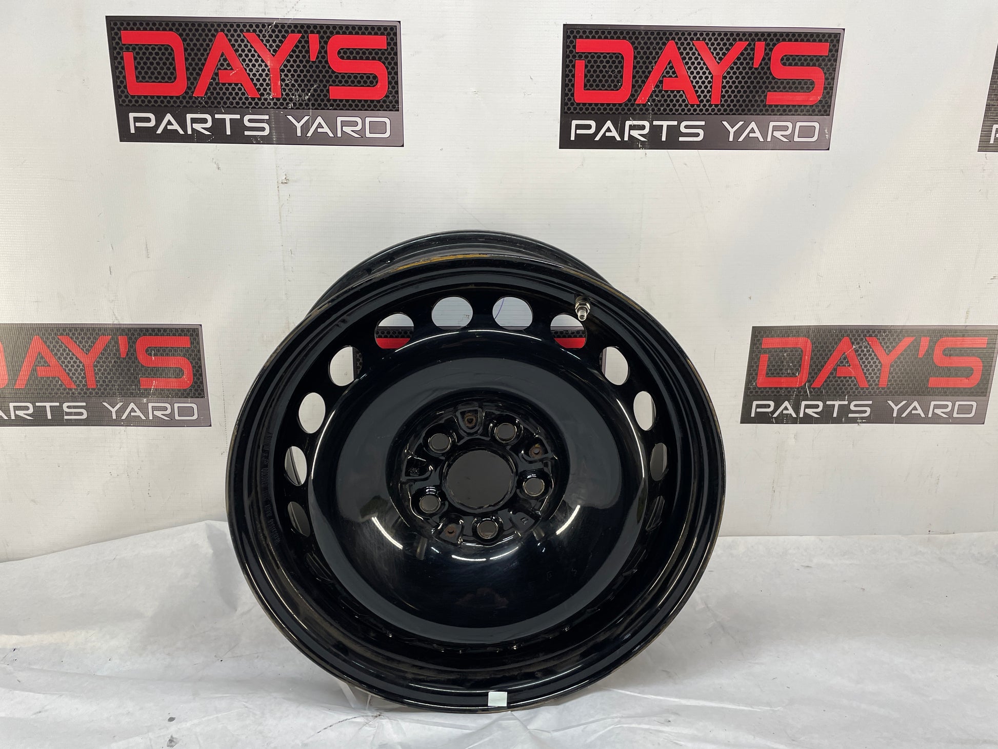 2013 Chevy Caprice PPV Factory OEM Steel Wheel 18X8 - Day's Parts Yard