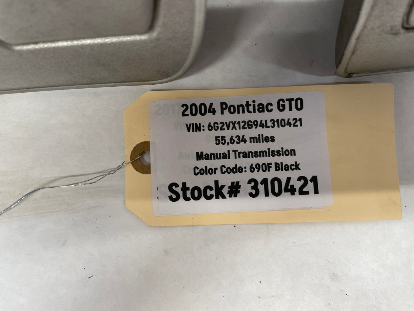 2004 Pontiac GTO RH & LH Engine Motor Intake Manifold Coil Covers Set OEM - Day's Parts Yard
