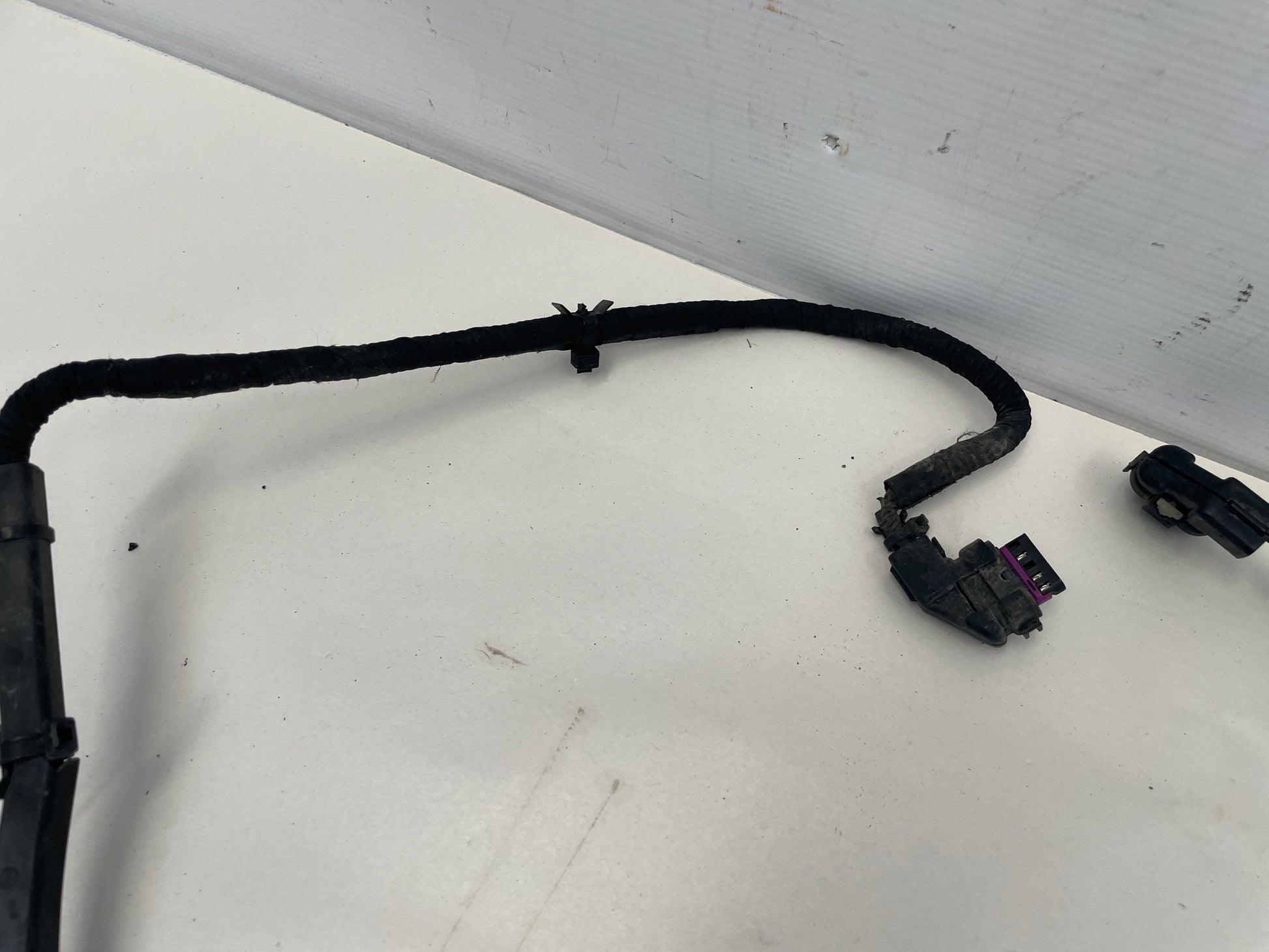 2016 Chevy SS Sedan Exhaust Muffler Flow Control Valve Wire Wiring Harness OEM - Day's Parts Yard