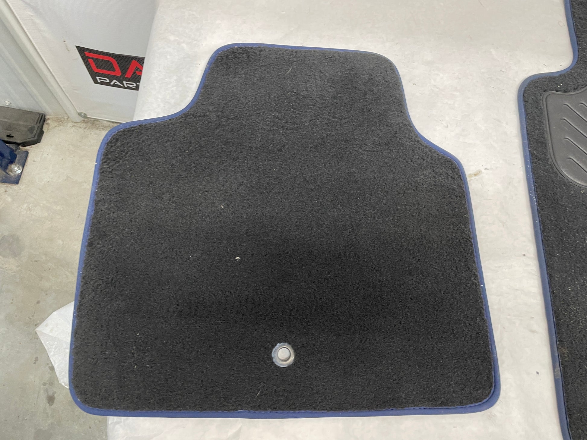 2005 Pontiac GTO Blue Trim Floor Mats Set Front and Rear OEM - Day's Parts Yard