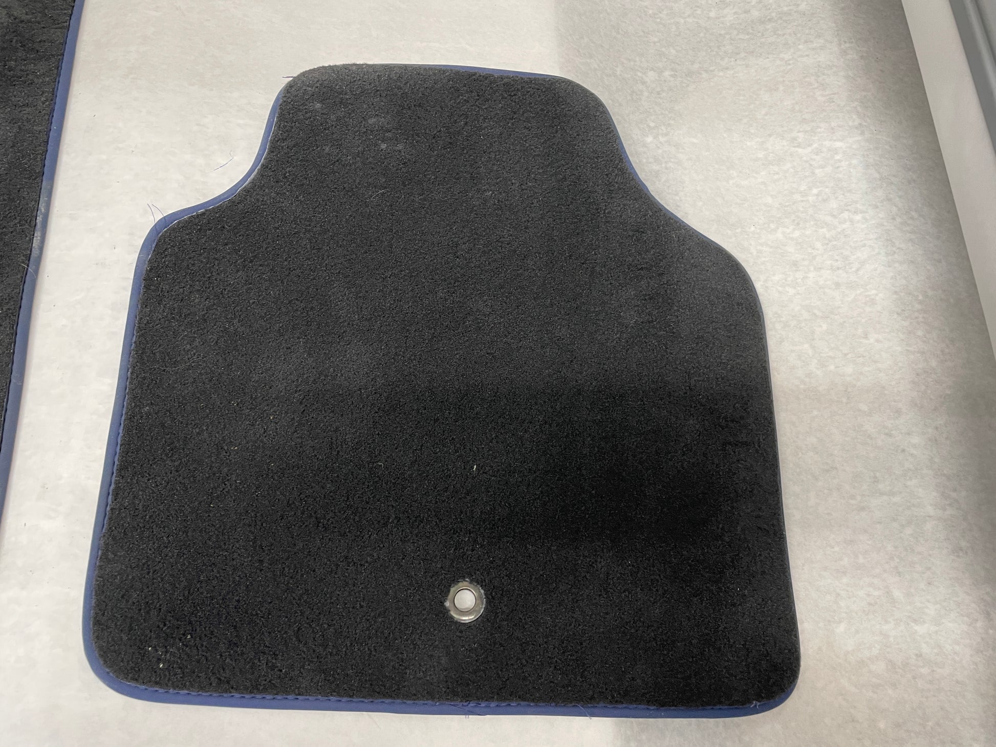 2005 Pontiac GTO Blue Trim Floor Mats Set Front and Rear OEM - Day's Parts Yard