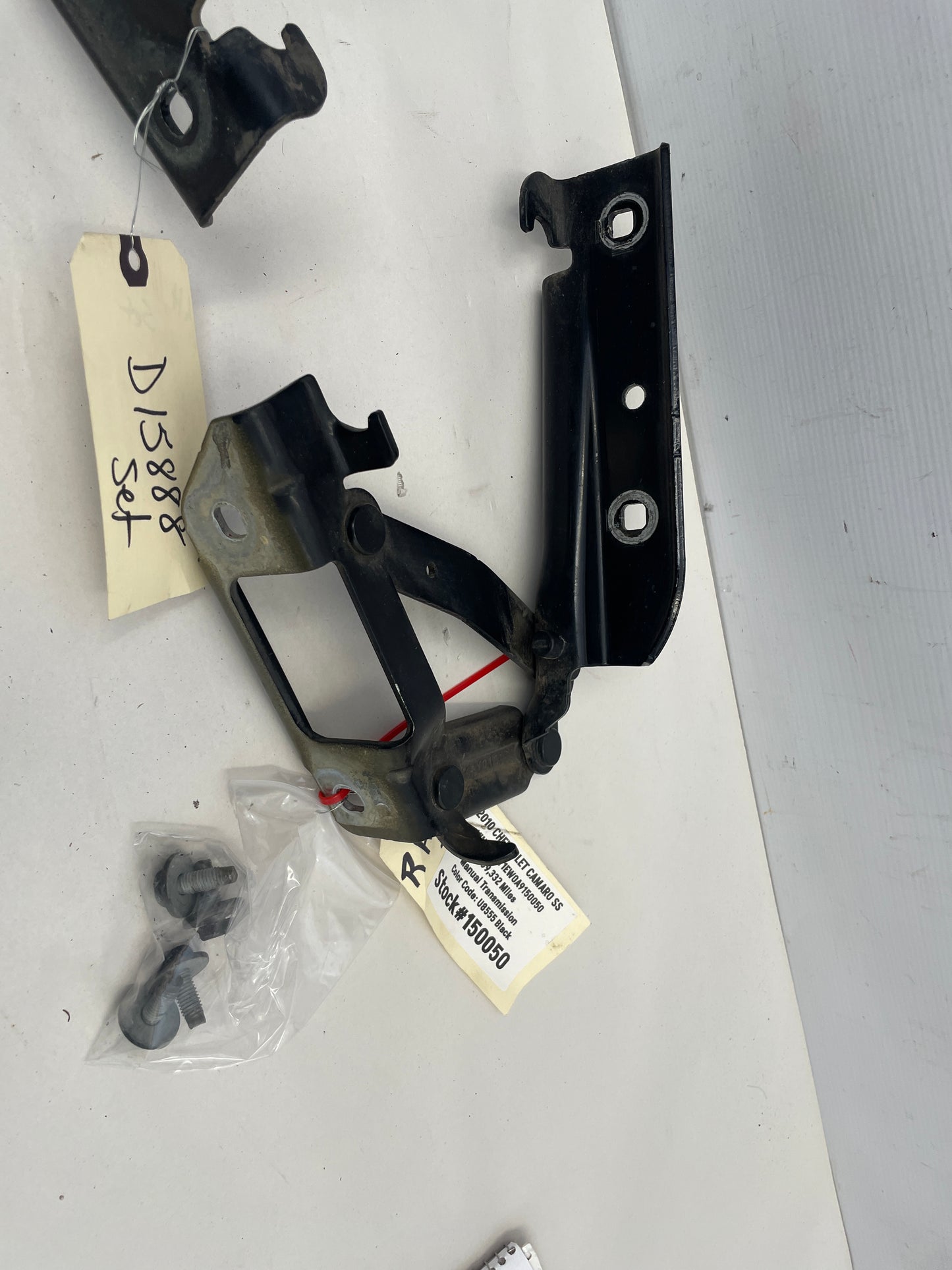 2010 Chevy Camaro SS RH & LH Hood Hinges OEM - Day's Parts Yard