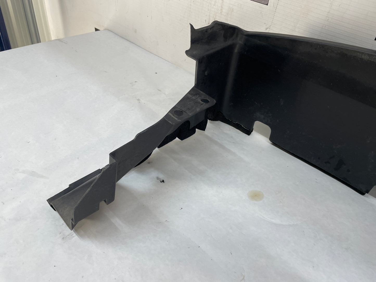 2013 Chevy Caprice PPV Radiator Support Splash Shield OEM - Day's Parts Yard
