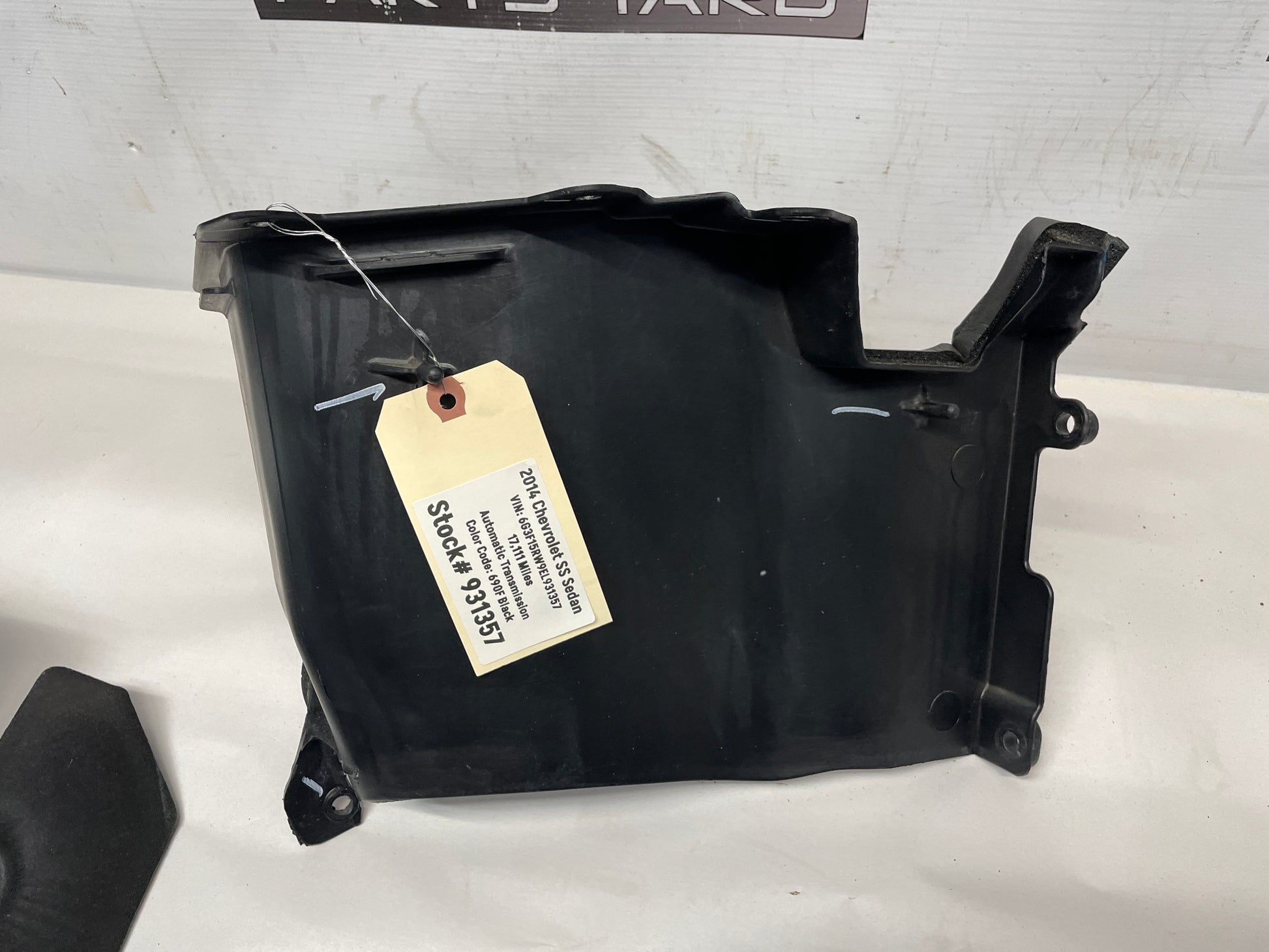 2014 Chevy SS Sedan Cabin Air Filter Heater Box Plastic Shroud Housing OEM - Day's Parts Yard