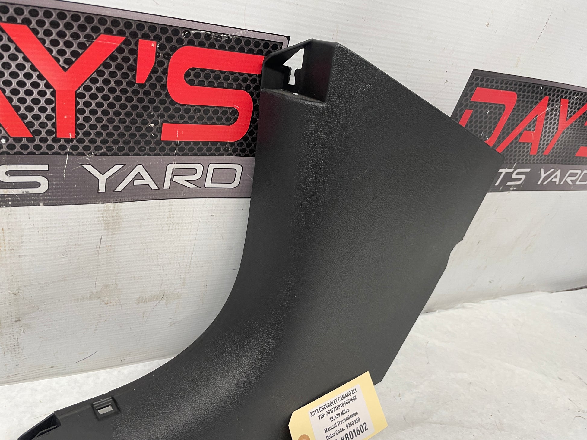 2013 Chevy Camaro ZL1 LH  Driver Kick Plate OEM - Day's Parts Yard