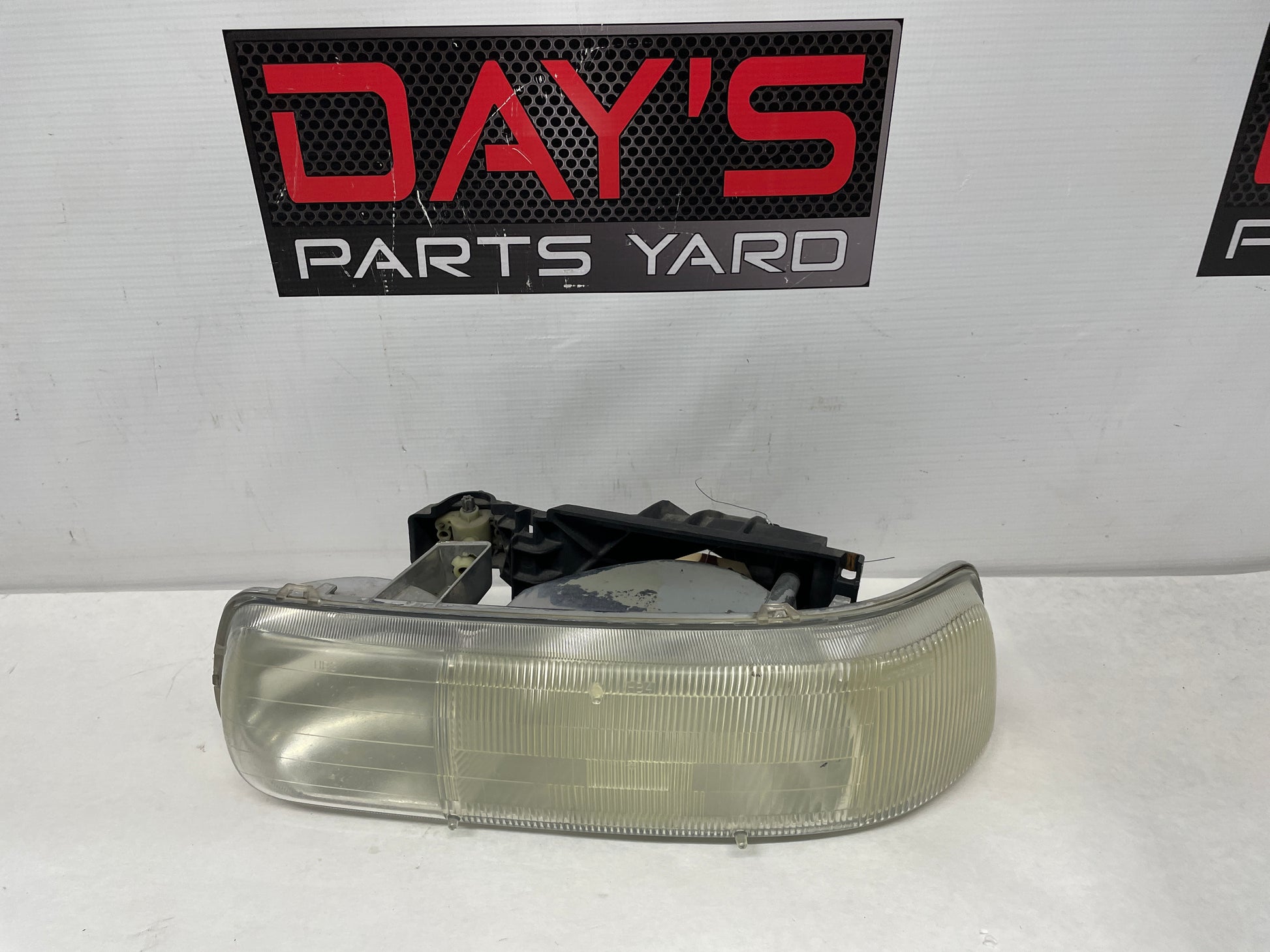 2003 Chevy Suburban LH Driver Upper Headlight Head Light Lamp OEM - Day's Parts Yard