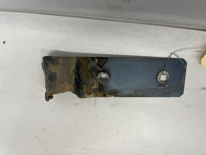 2006 Pontiac GTO LH Driver Fender Side Skirt Rocker Molding Support Bracket OEM - Day's Parts Yard