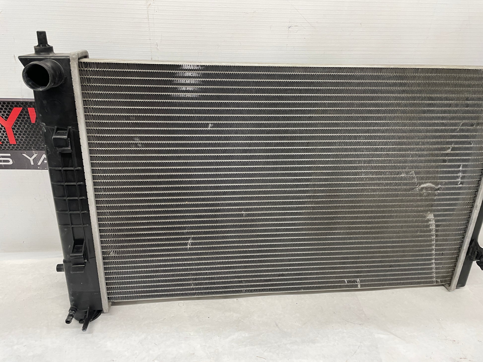 2005 Pontiac GTO Engine Motor Coolant Radiator OEM - Day's Parts Yard