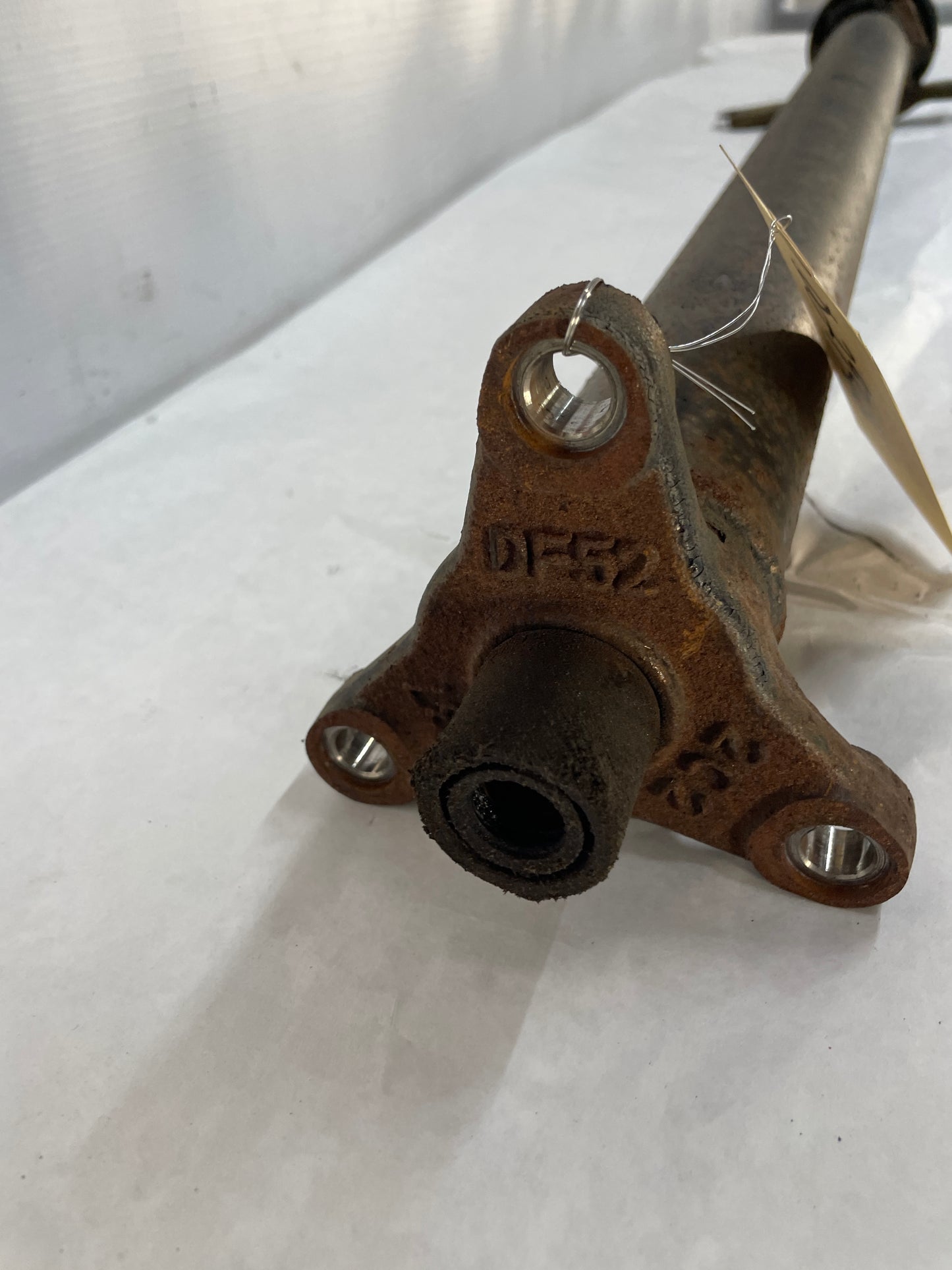 2013 Chevy Caprice PPV Drive Shaft Driveshaft Driveline Propeller Shaft OEM - Day's Parts Yard