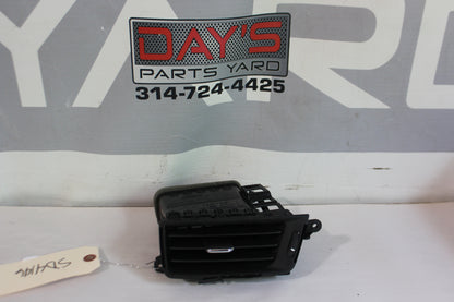 2014 GMC Sierra K1500 Denali RH Passenger Dash Air Vent OEM