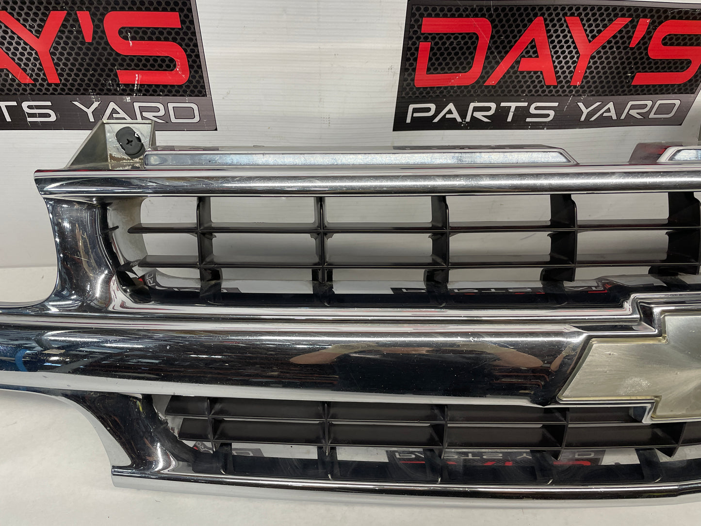 2003 Chevy Suburban Chrome Front Grille OEM