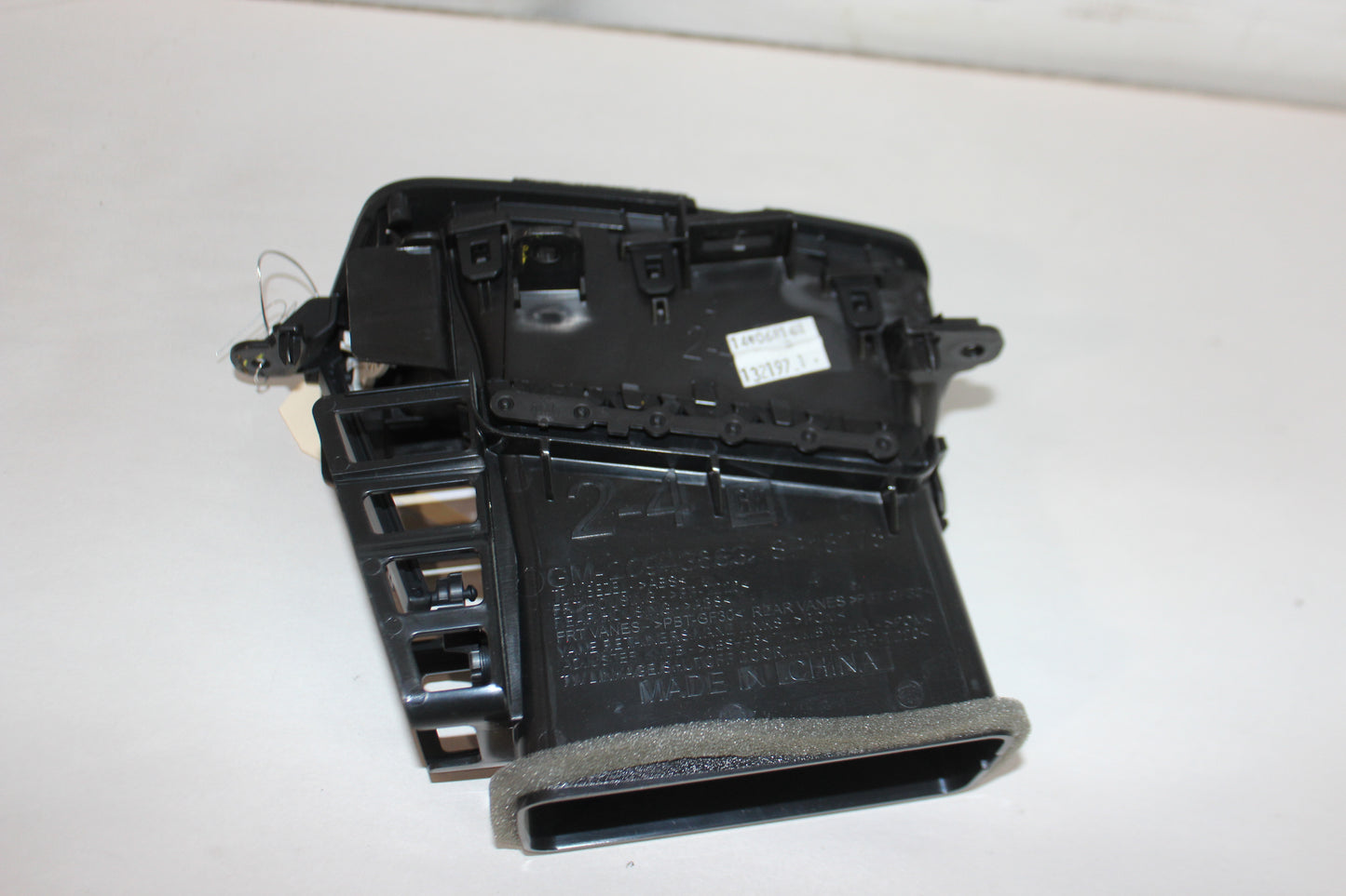 2014 GMC Sierra K1500 Denali Dash Air Vent OEM