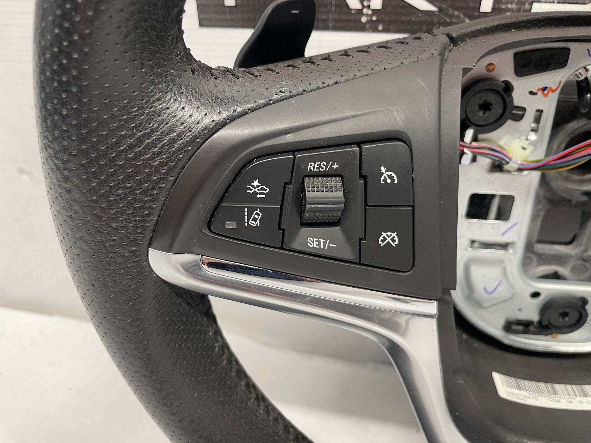 2015 Chevy SS Sedan Steering Wheel OEM - Day's Parts Yard