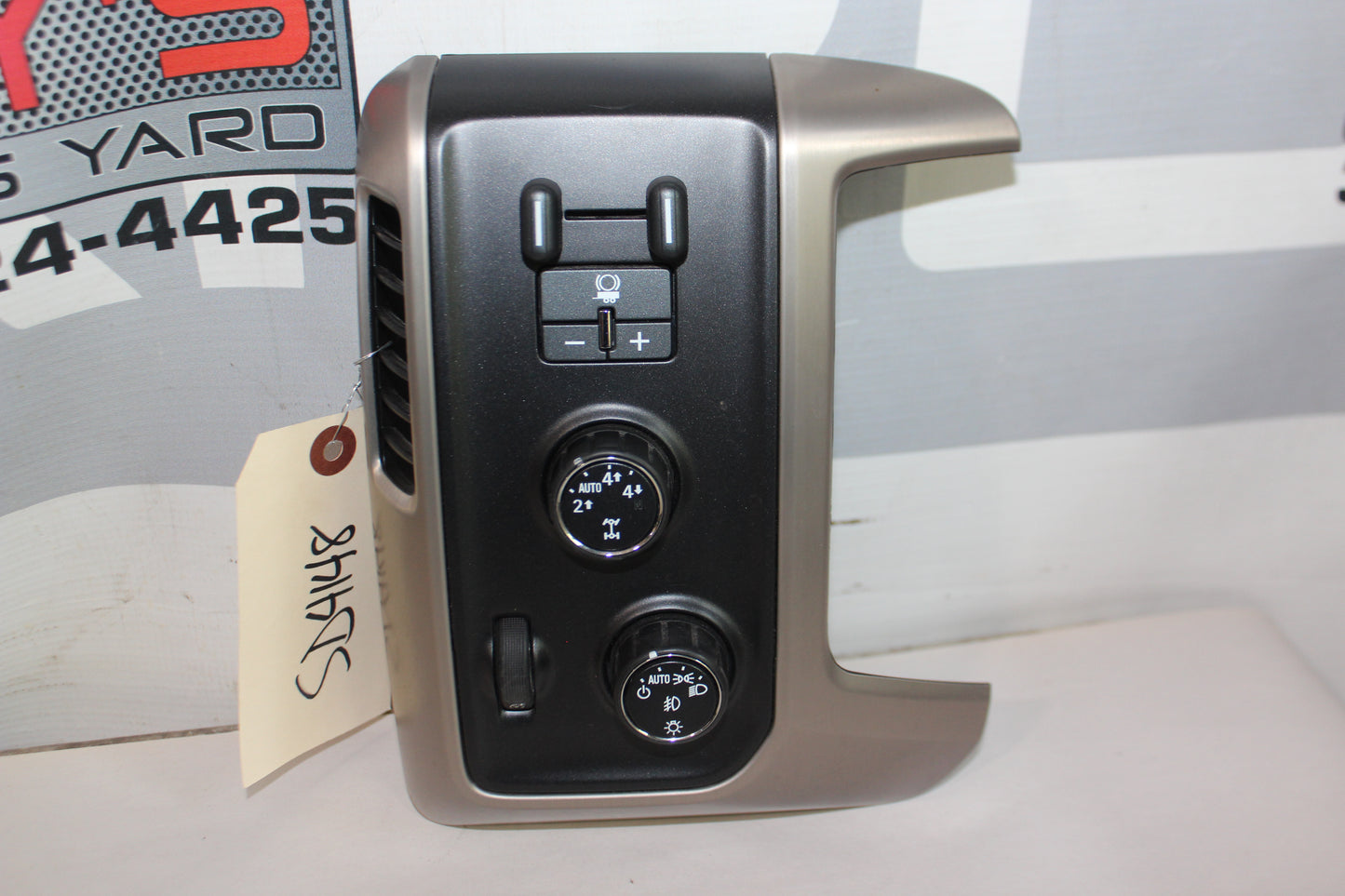 2014 GMC Sierra K1500 Denali LH Driver Dash Trim Vent Headlight Transfer Case Trailer Brake OEM