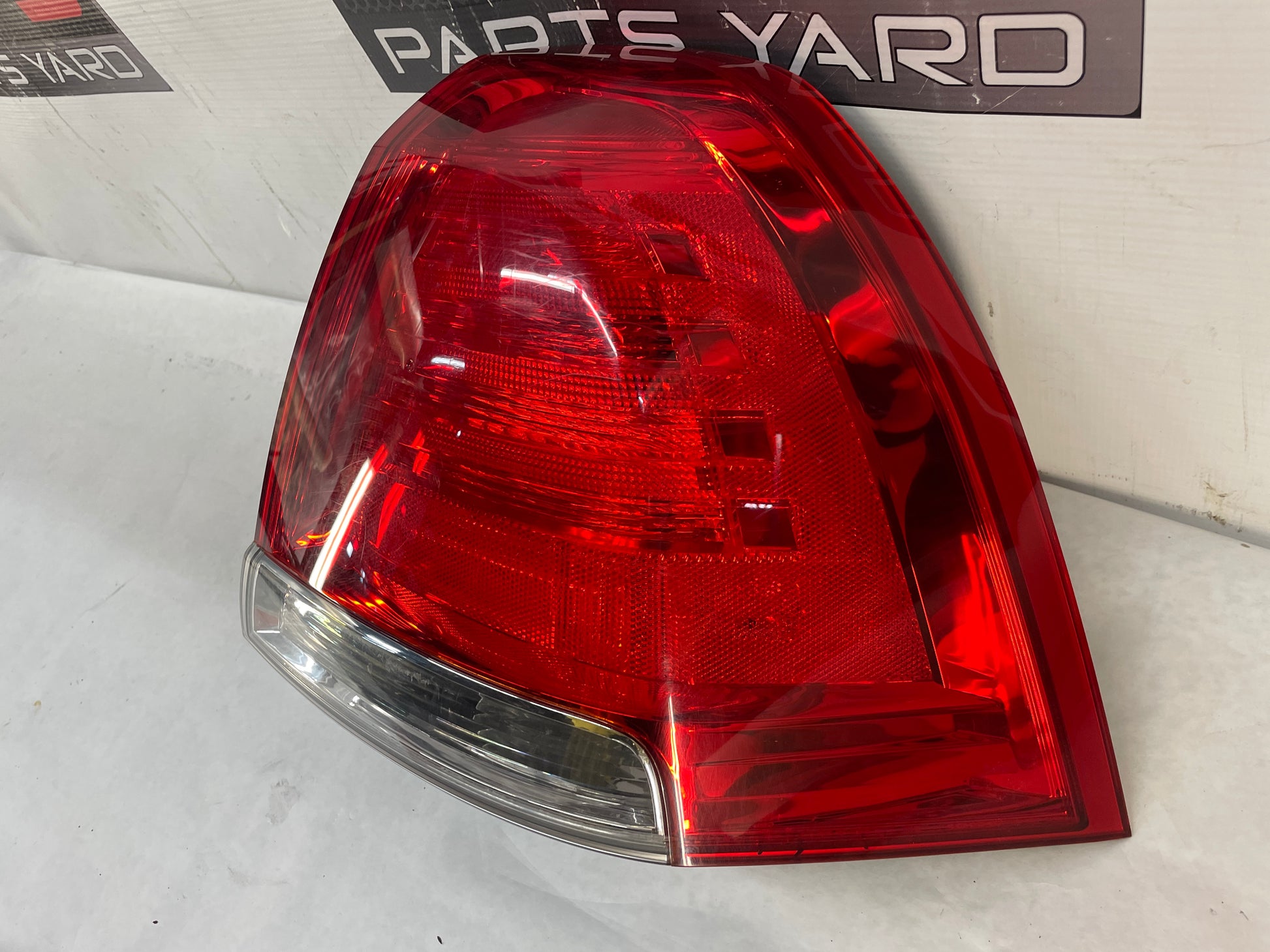 2013 Chevy Caprice PPV RH Passenger Taillight Tail Light Lamp OEM - Day's Parts Yard
