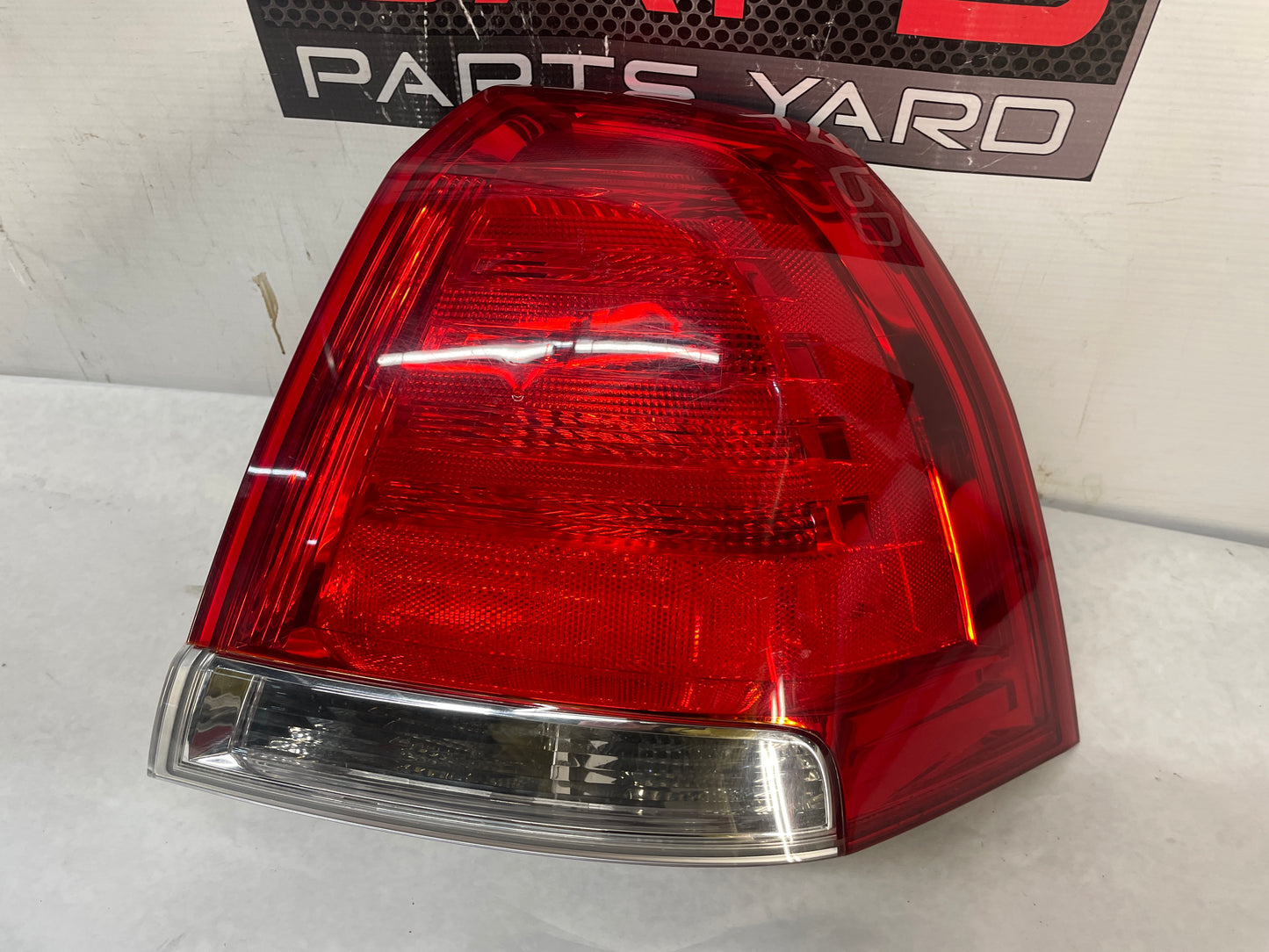 2013 Chevy Caprice PPV RH Passenger Taillight Tail Light Lamp OEM - Day's Parts Yard