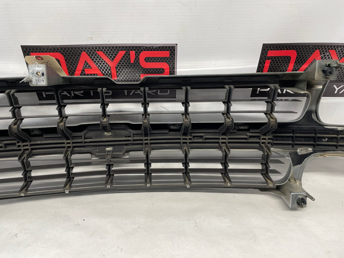 2003 Chevy Suburban Chrome Front Grille OEM