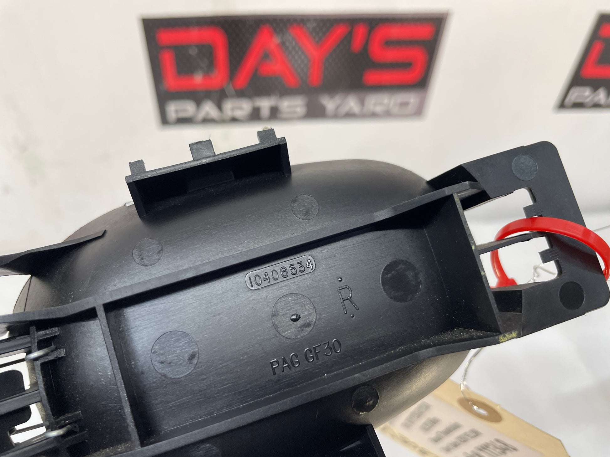 2004 Chevy C5 Corvette Z06 RH Passenger Interior Door Handle OEM - Day's Parts Yard