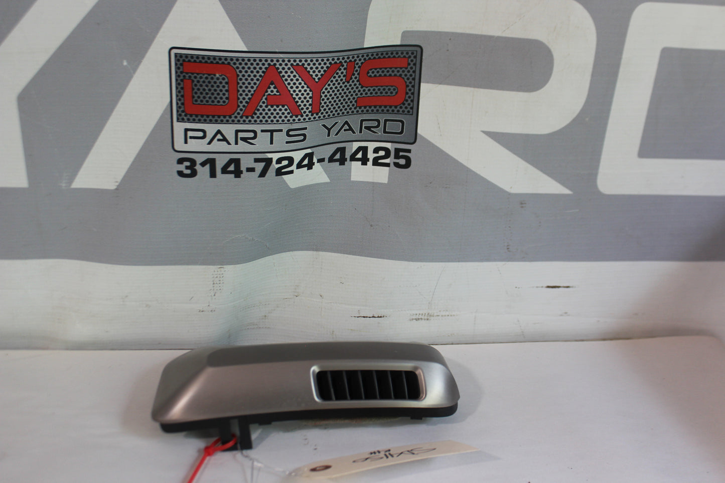 2014 GMC Sierra K1500 Denali RH Dash Trim Defrost Vent OEM - Day's Parts Yard