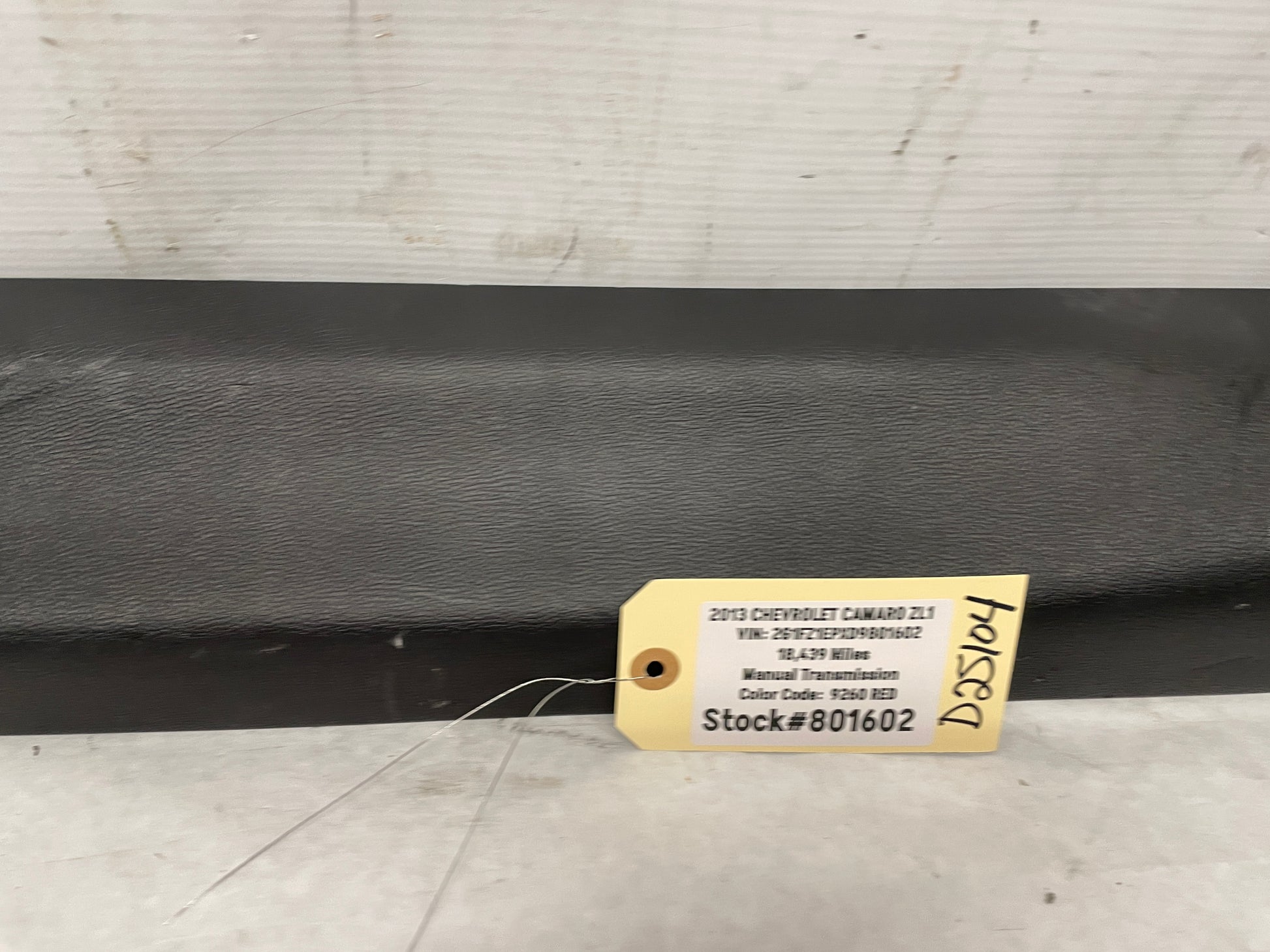 2013 Chevy Camaro ZL1 RH Passenger Door Seal Scuff Plate OEM - Day's Parts Yard