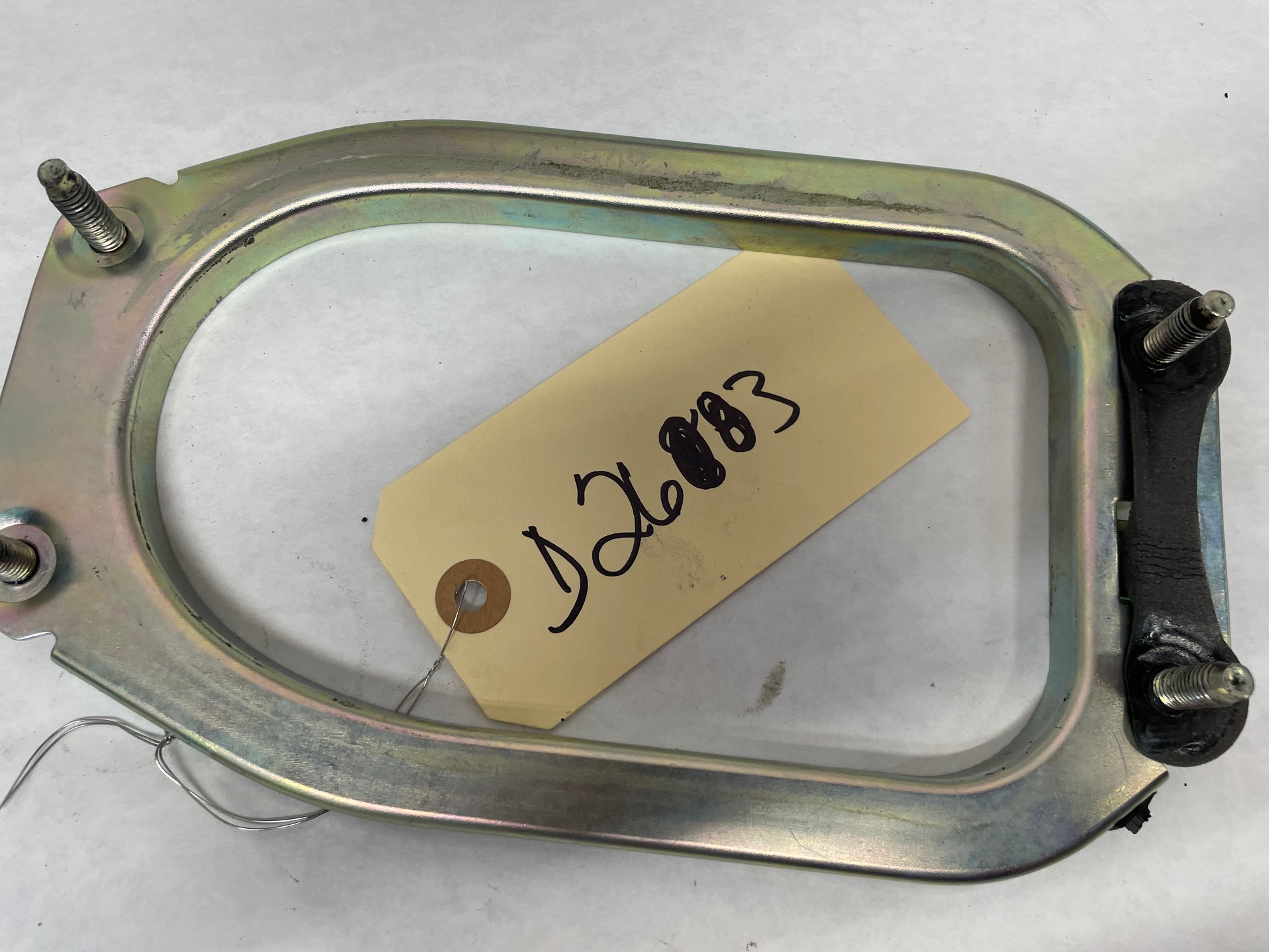 2005 Pontiac GTO Manual Shifter Boot Ring Insulator Bracket OEM - Day's Parts Yard