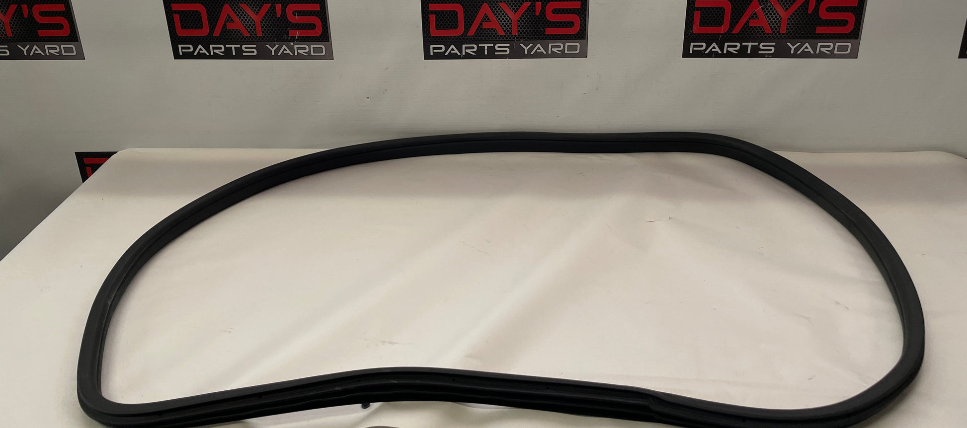2015 Chevy SS Sedan Front RH Passenger Door Weather Strip Rubber Seal OEM - Day's Parts Yard