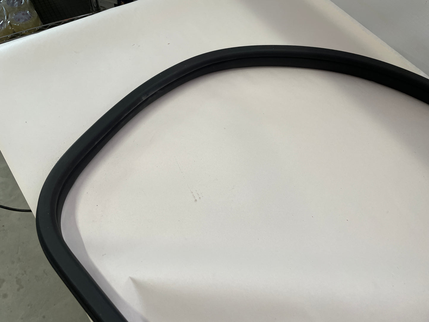 2015 Chevy SS Sedan Front RH Passenger Door Weather Strip Rubber Seal OEM - Day's Parts Yard