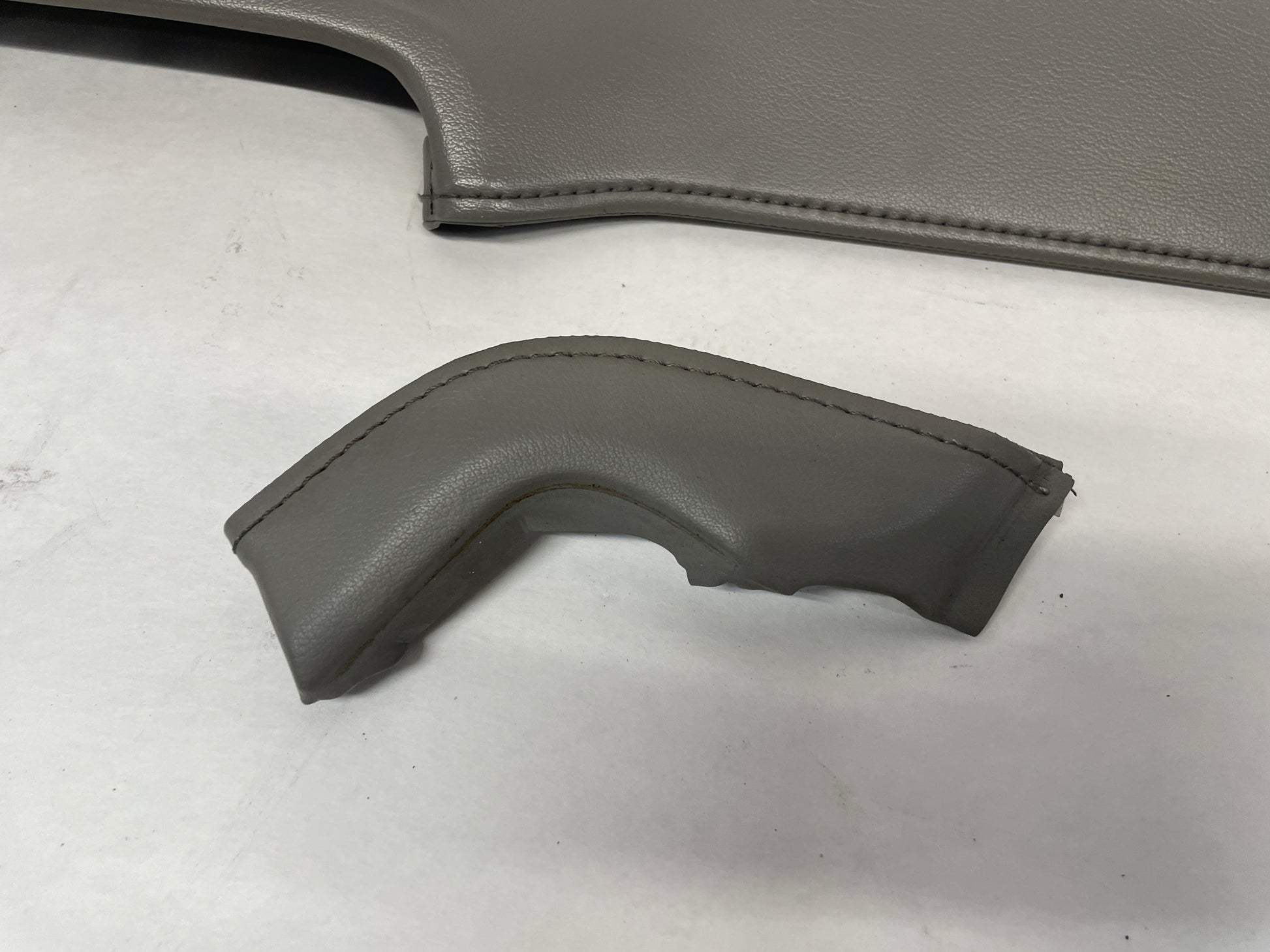 2012 Chevy Camaro SS Titanium Gray RH Passenger Instrument Panel Trim Molding OEM - Day's Parts Yard