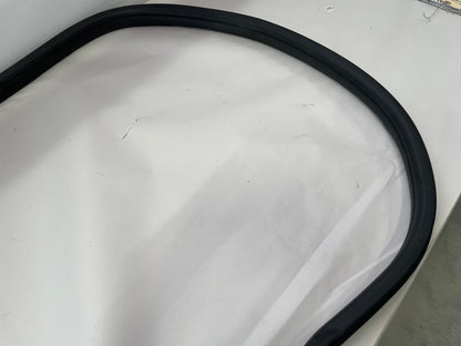 2015 Chevy SS Sedan Front RH Passenger Door Weather Strip Rubber Seal OEM - Day's Parts Yard
