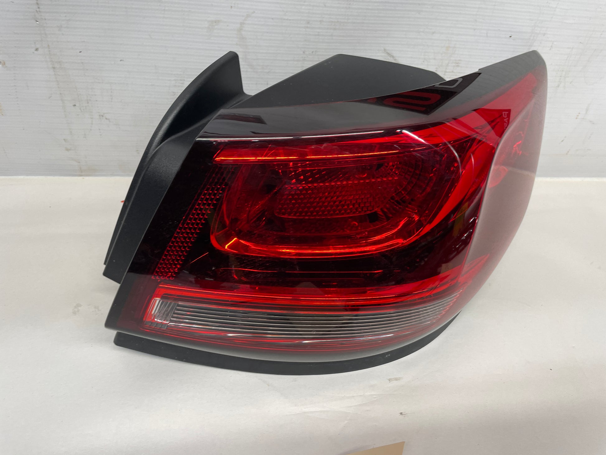 2014 Chevy SS Sedan RH Passenger Brake Taillight Tail Light Lamp OEM - Day's Parts Yard