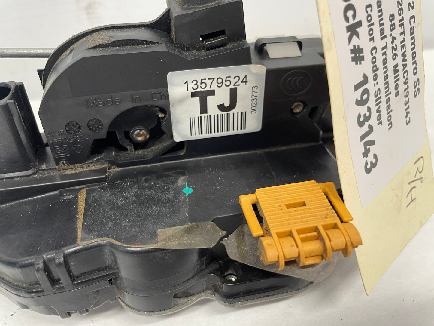 2012 Chevy Camaro SS RH Passenger Door Lock Latch Actuator OEM - Day's Parts Yard
