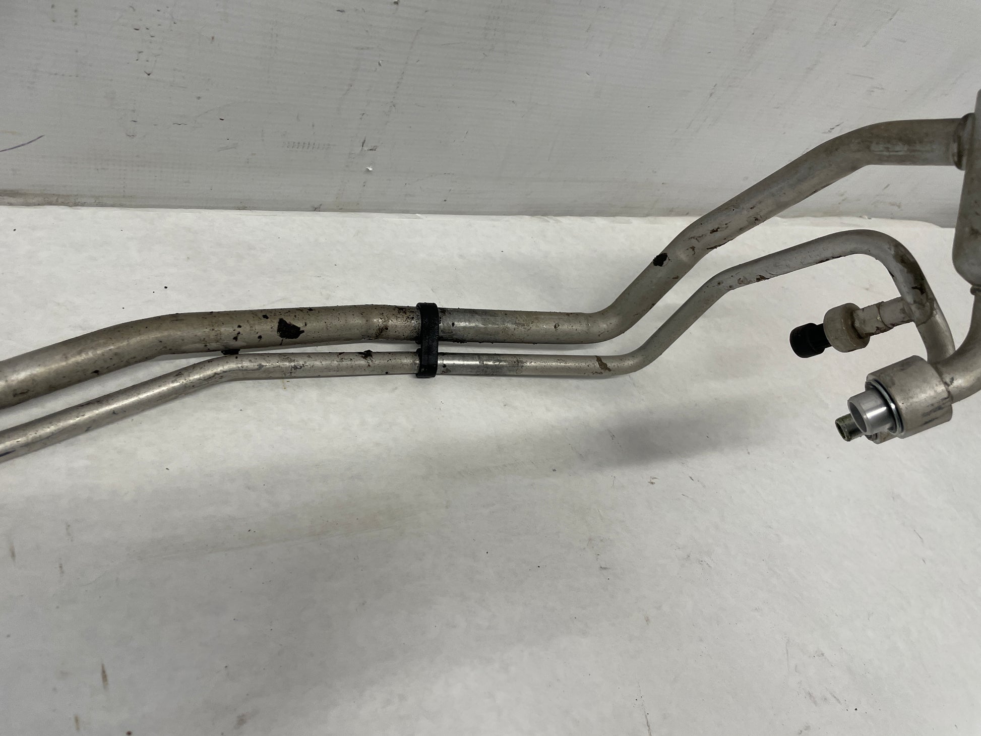 2015 Chevy SS SedanAC A/C Air Conditioner Compressor Manifold Hose Line Tube OEM - Day's Parts Yard