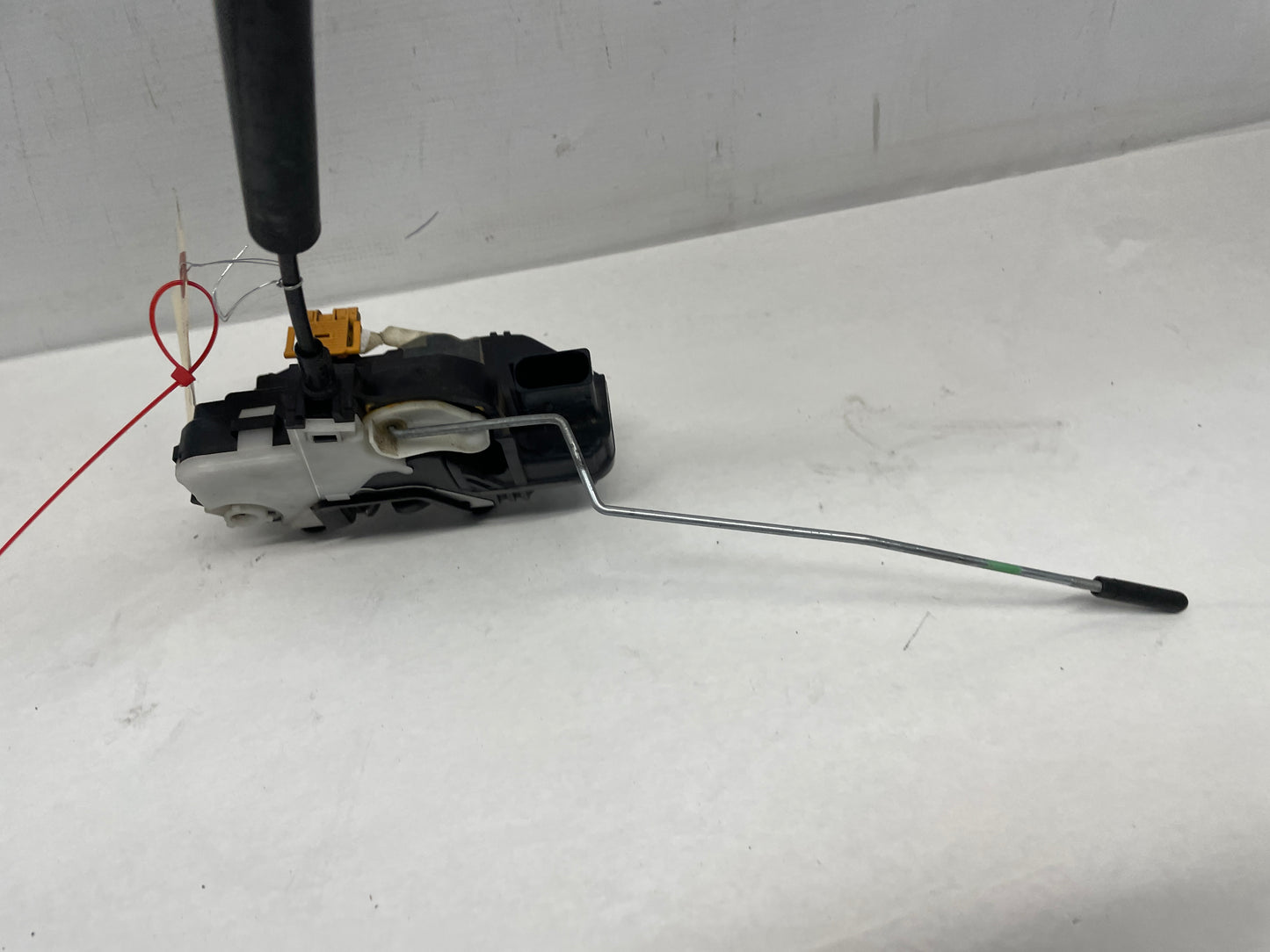 2012 Chevy Camaro SS RH Passenger Door Lock Latch Actuator OEM - Day's Parts Yard