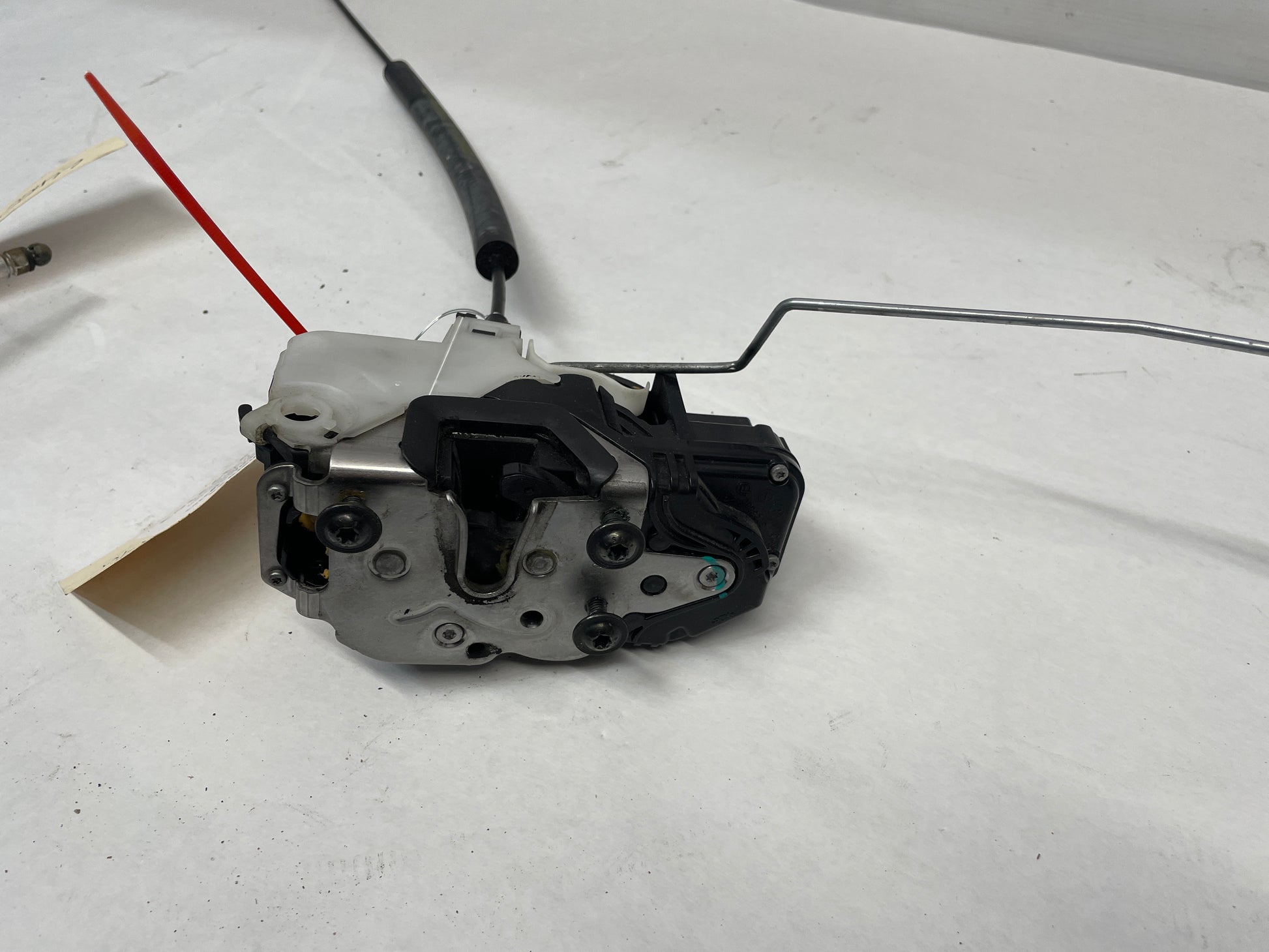 2012 Chevy Camaro SS RH Passenger Door Lock Latch Actuator OEM - Day's Parts Yard