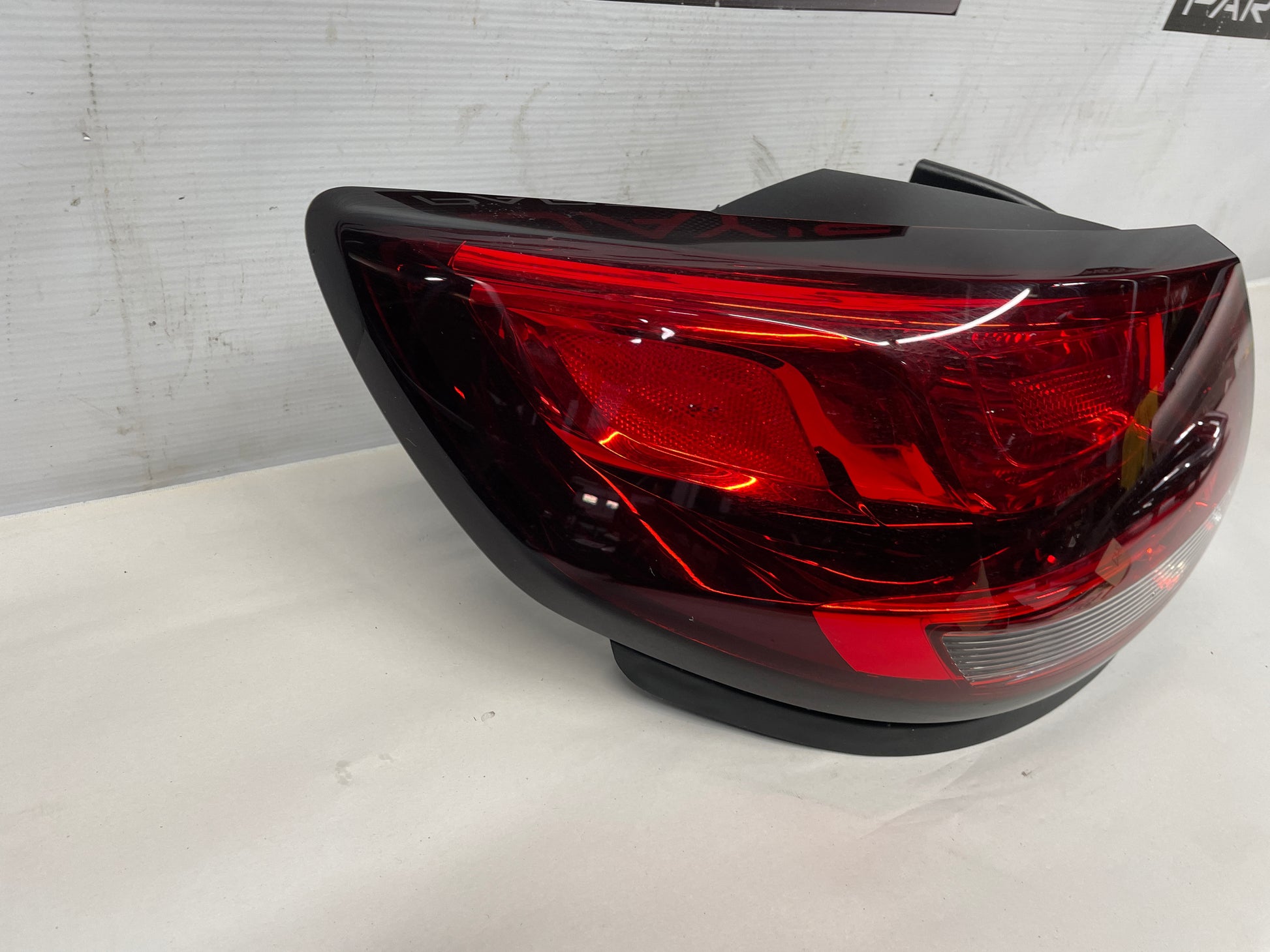 2014 Chevy SS Sedan LH Driver Brake Taillight Tail Light Lamp OEM - Day's Parts Yard