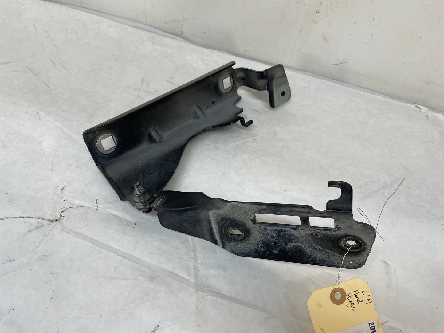 2010 Cadillac CTS-V Sedan RH & LH Hood Hinges OEM