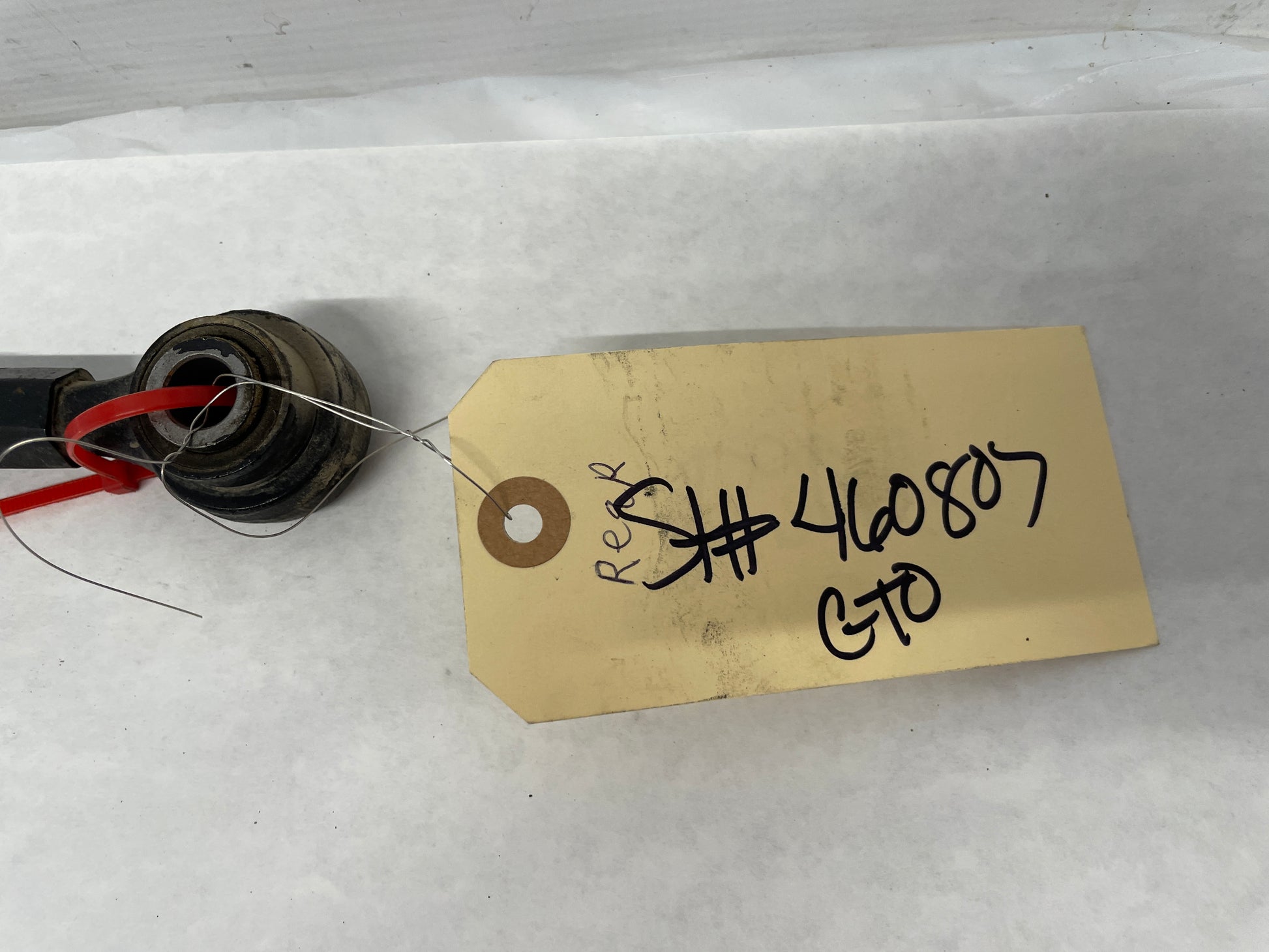 2005 Pontiac GTO RH Passenger Rear Suspension Adjustment Tie Rod Assembly OEM - Day's Parts Yard