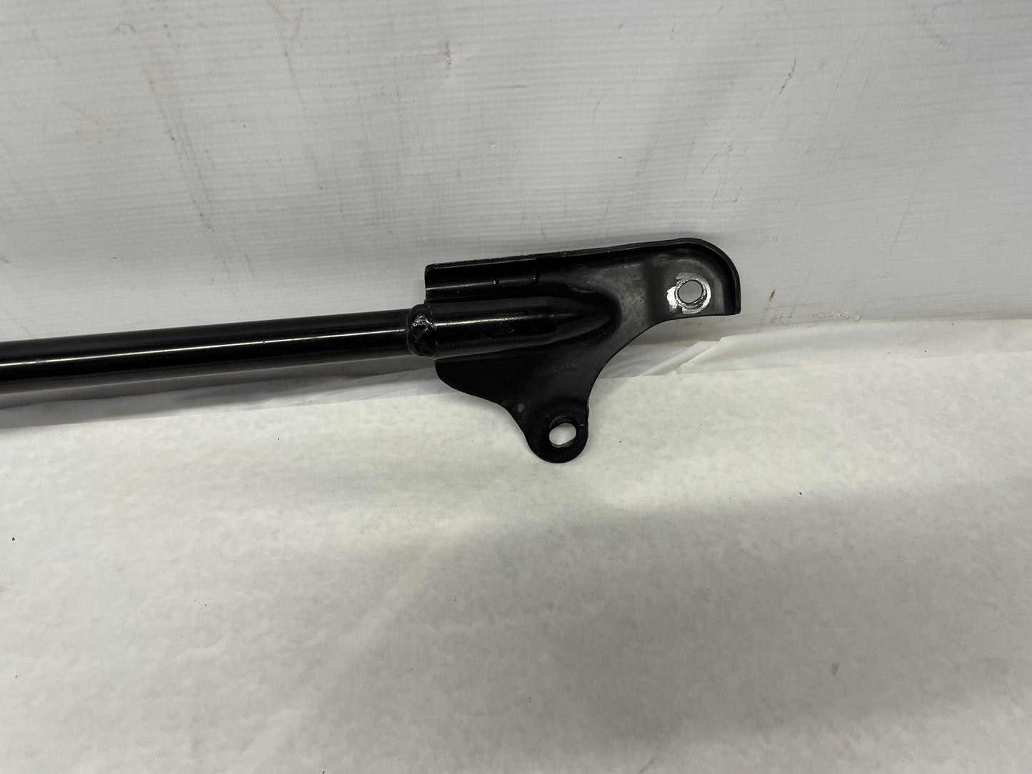 2005 Pontiac GTO Suspension Strut Tower Brace OEM - Day's Parts Yard