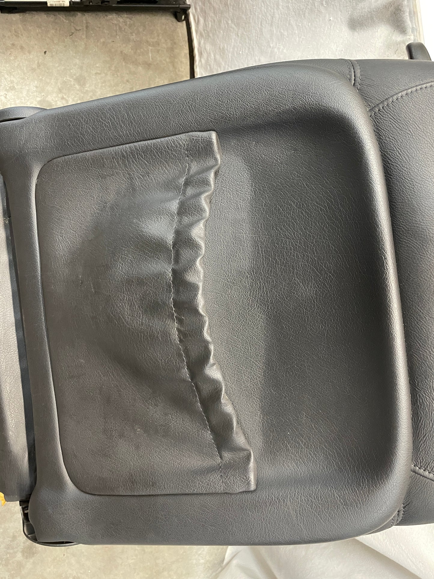 2006 Pontiac GTO Seats Fronts and Rears Black Leather OEM