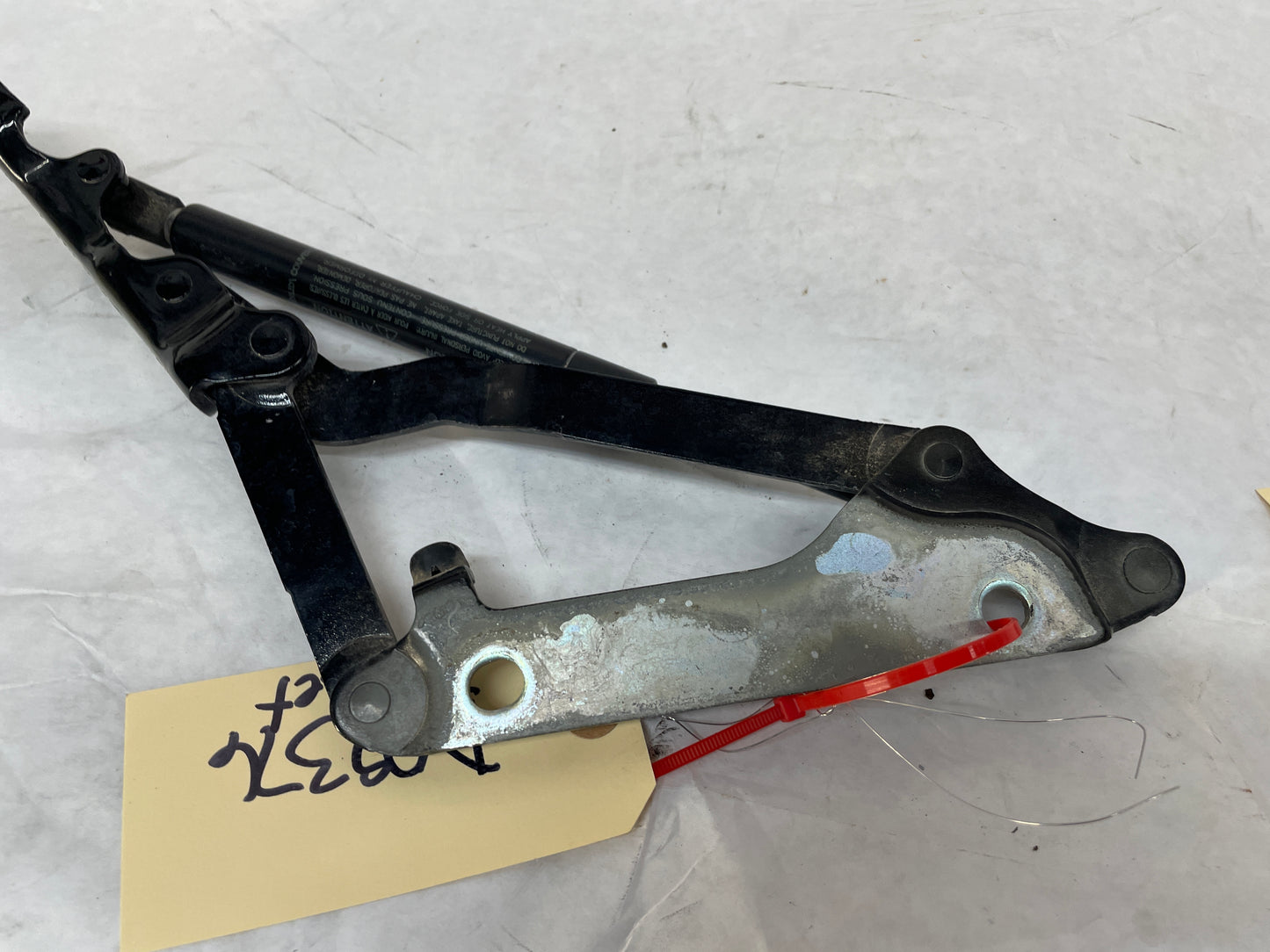 2010 Cadillac CTS-V Sedan RH & LH Trunk Deck Lid Hinge OEM