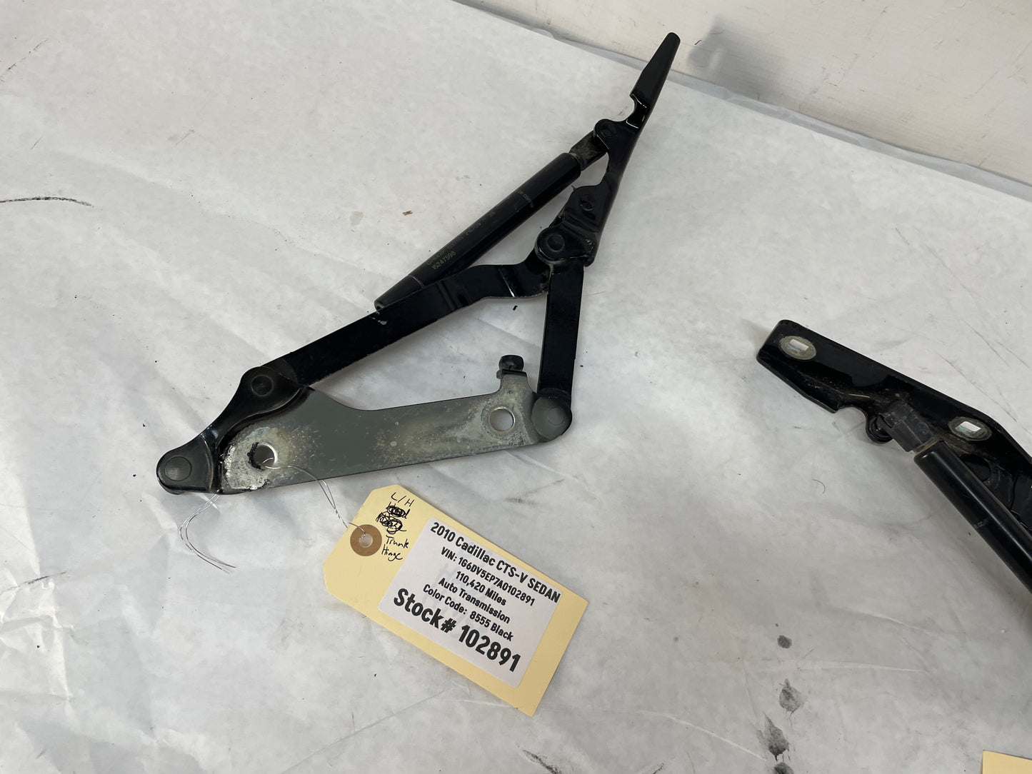 2010 Cadillac CTS-V Sedan RH & LH Trunk Deck Lid Hinge OEM