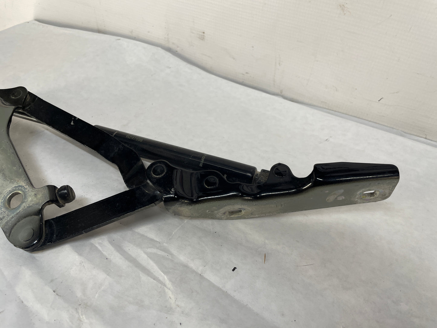 2010 Cadillac CTS-V Sedan RH & LH Trunk Deck Lid Hinge OEM