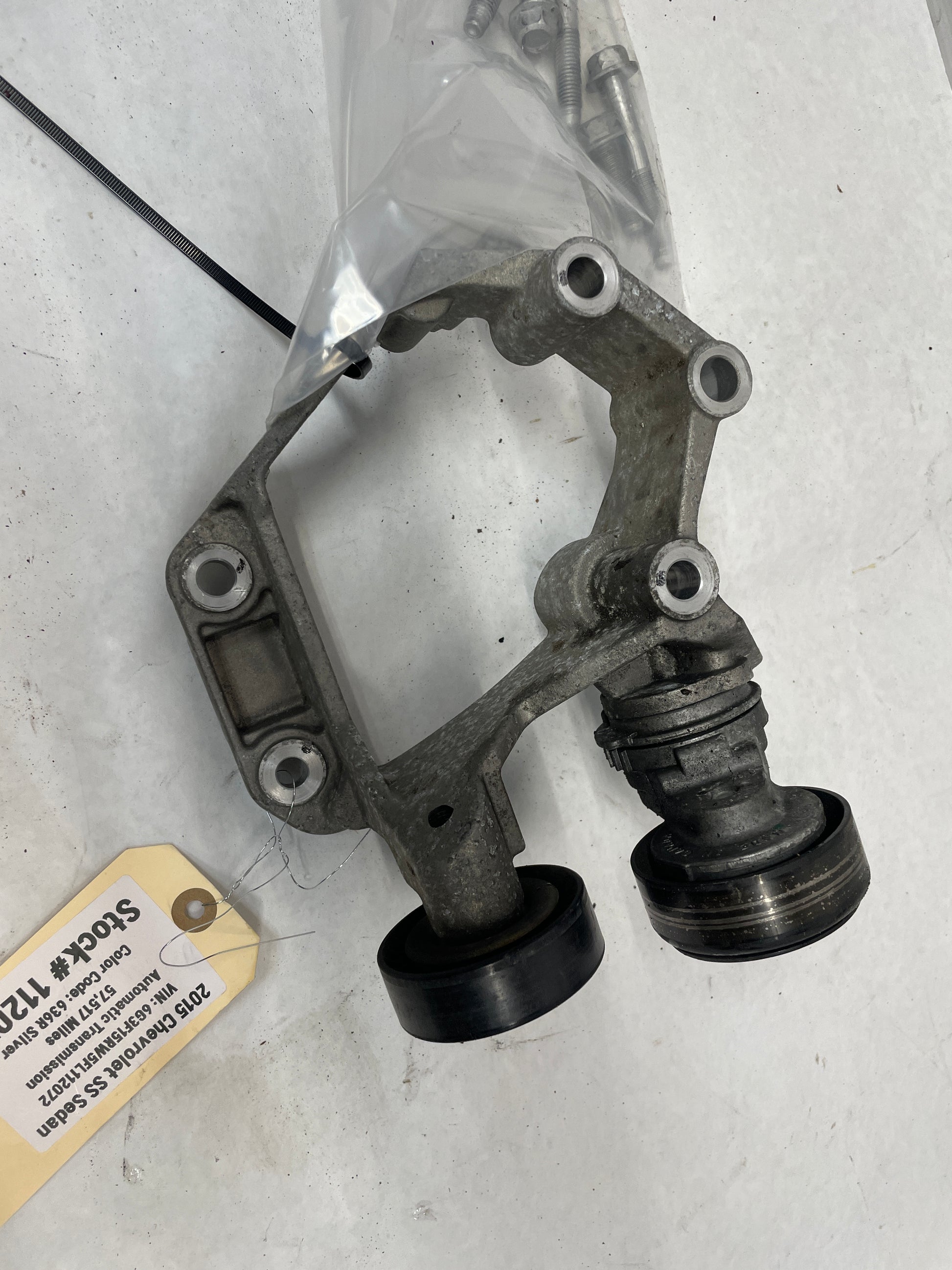 2015 Chevy SS Sedan AC A/C Air Conditioner Compressor Bracket w/ Hardware OEM - Day's Parts Yard