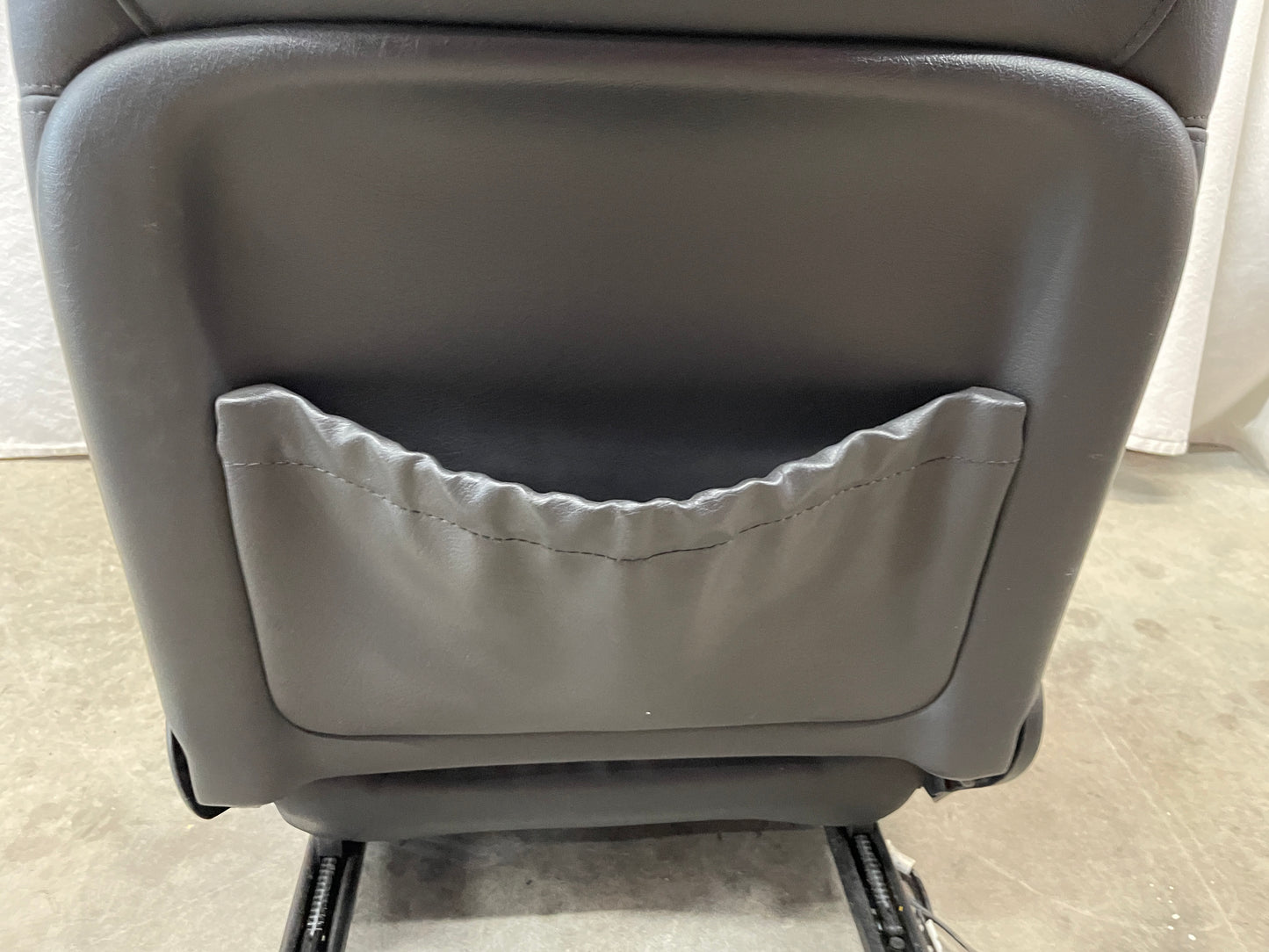 2006 Pontiac GTO Seats Fronts and Rears Black Leather OEM