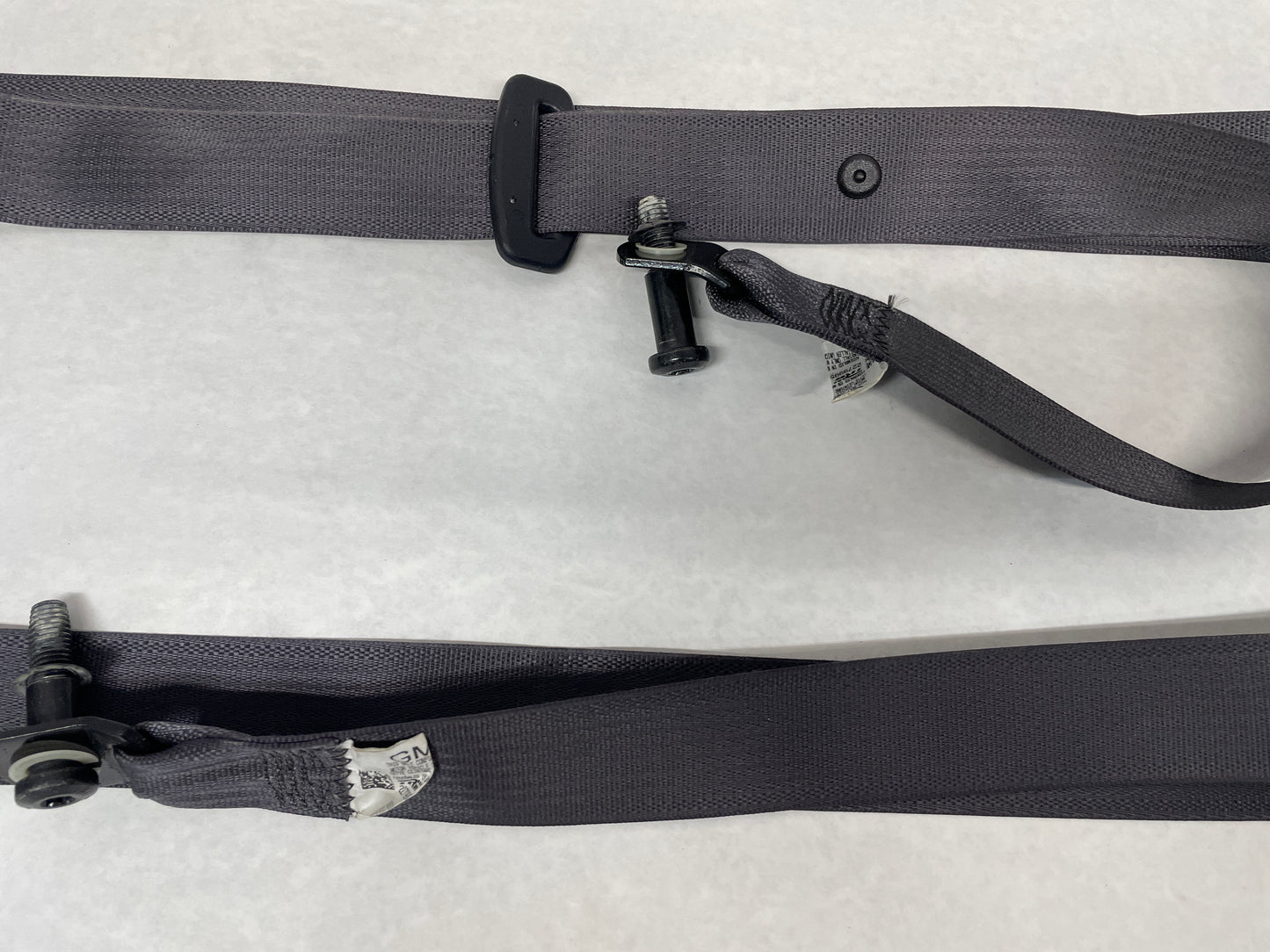 2013 Chevy Camaro ZL1 RH & LH Front Seat Belts Seatbelts Retractors OEM - Day's Parts Yard