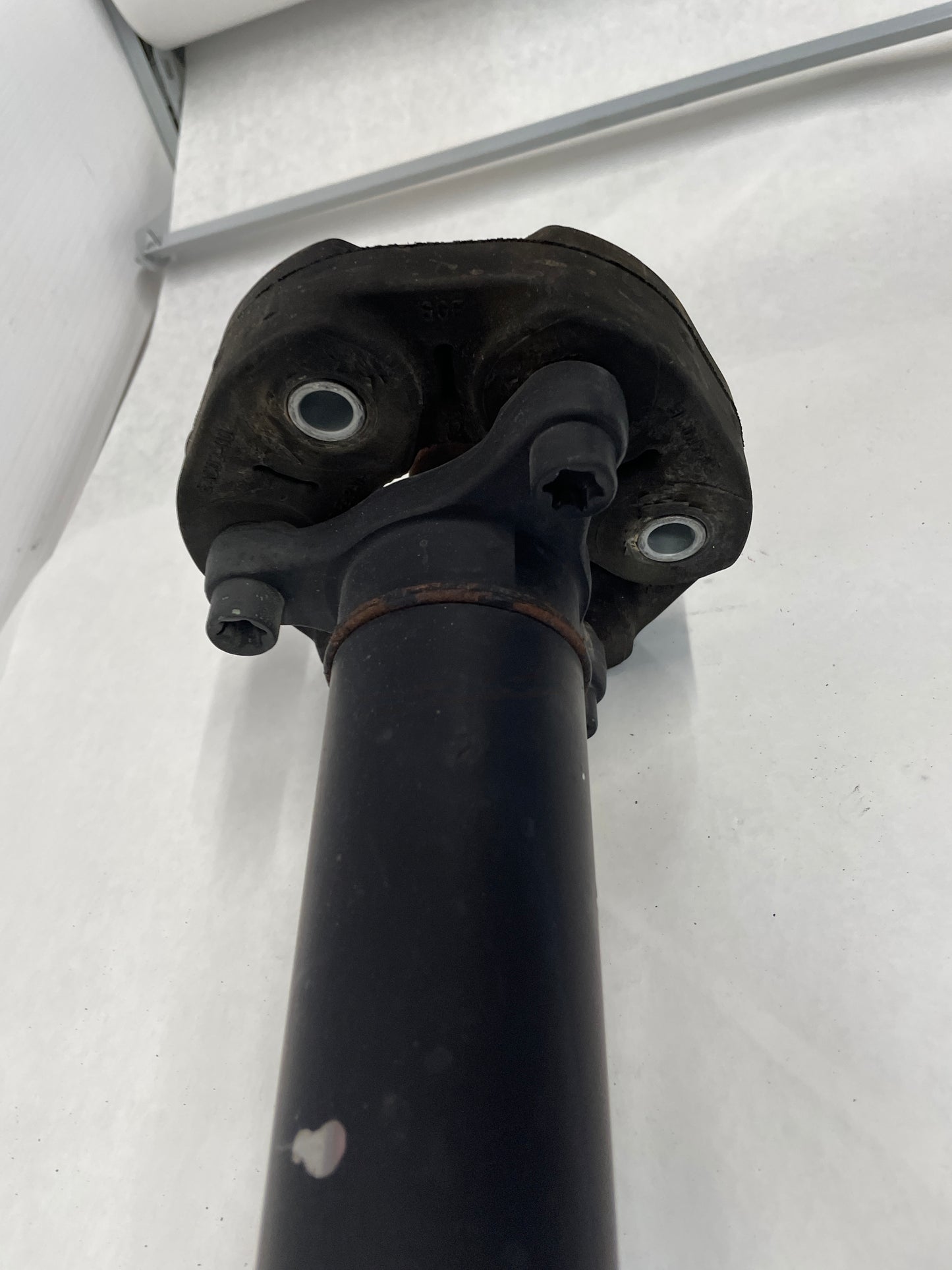 2012 Chevy Camaro SS Driveshaft Drive Shaft Line OEM - Day's Parts Yard